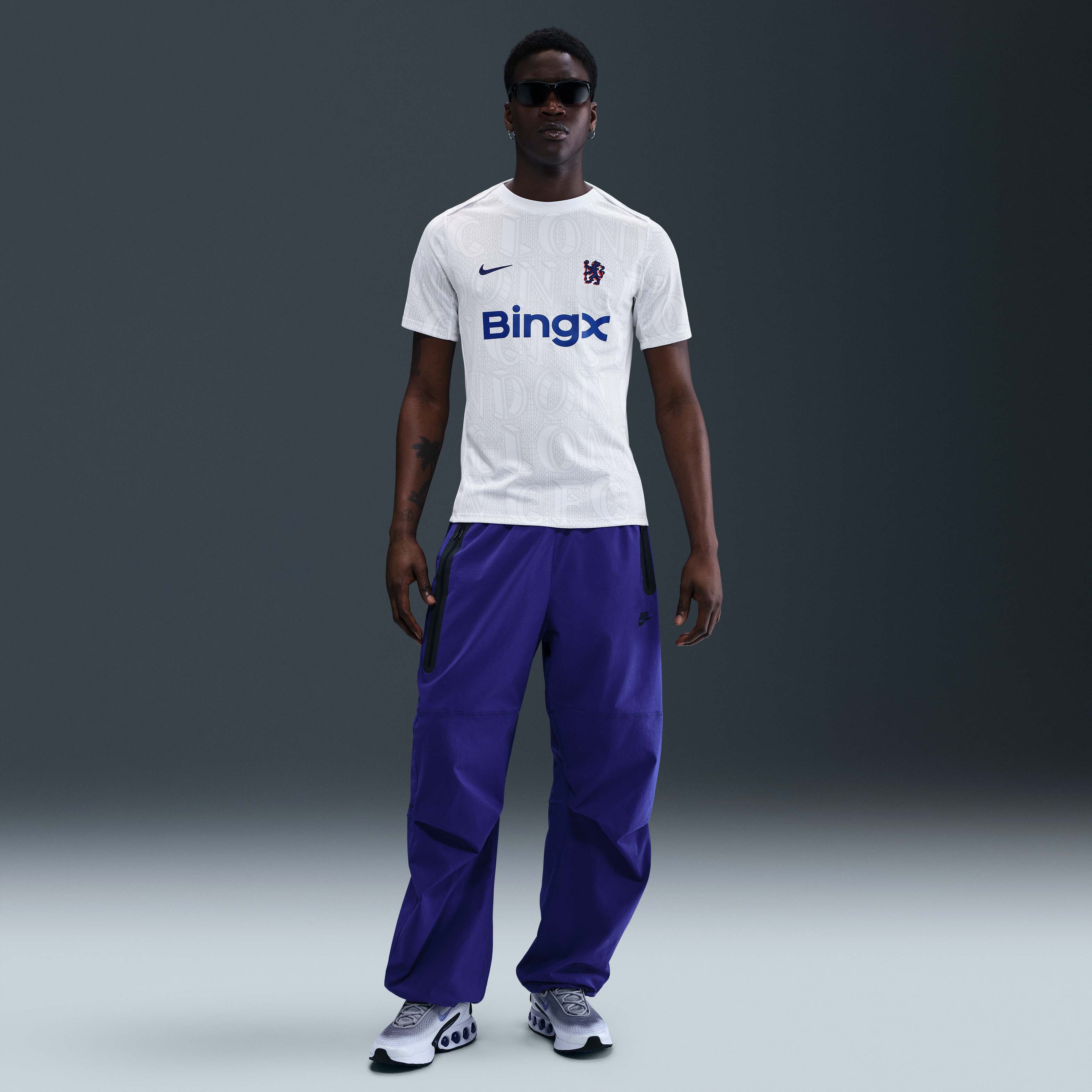 Chelsea F.C. Academy Pro image number 3