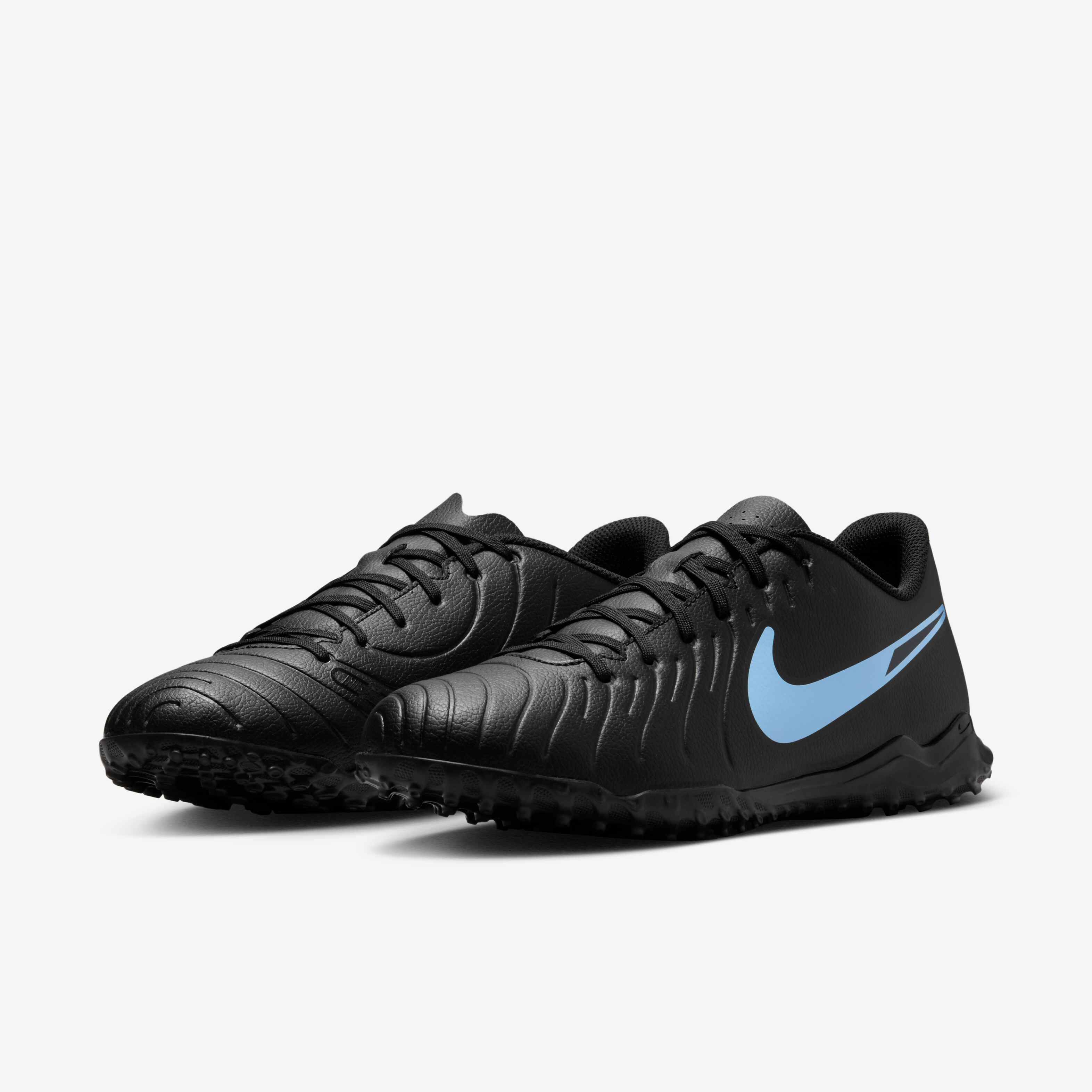 Nike Tiempo Legend 10 Club image number 4