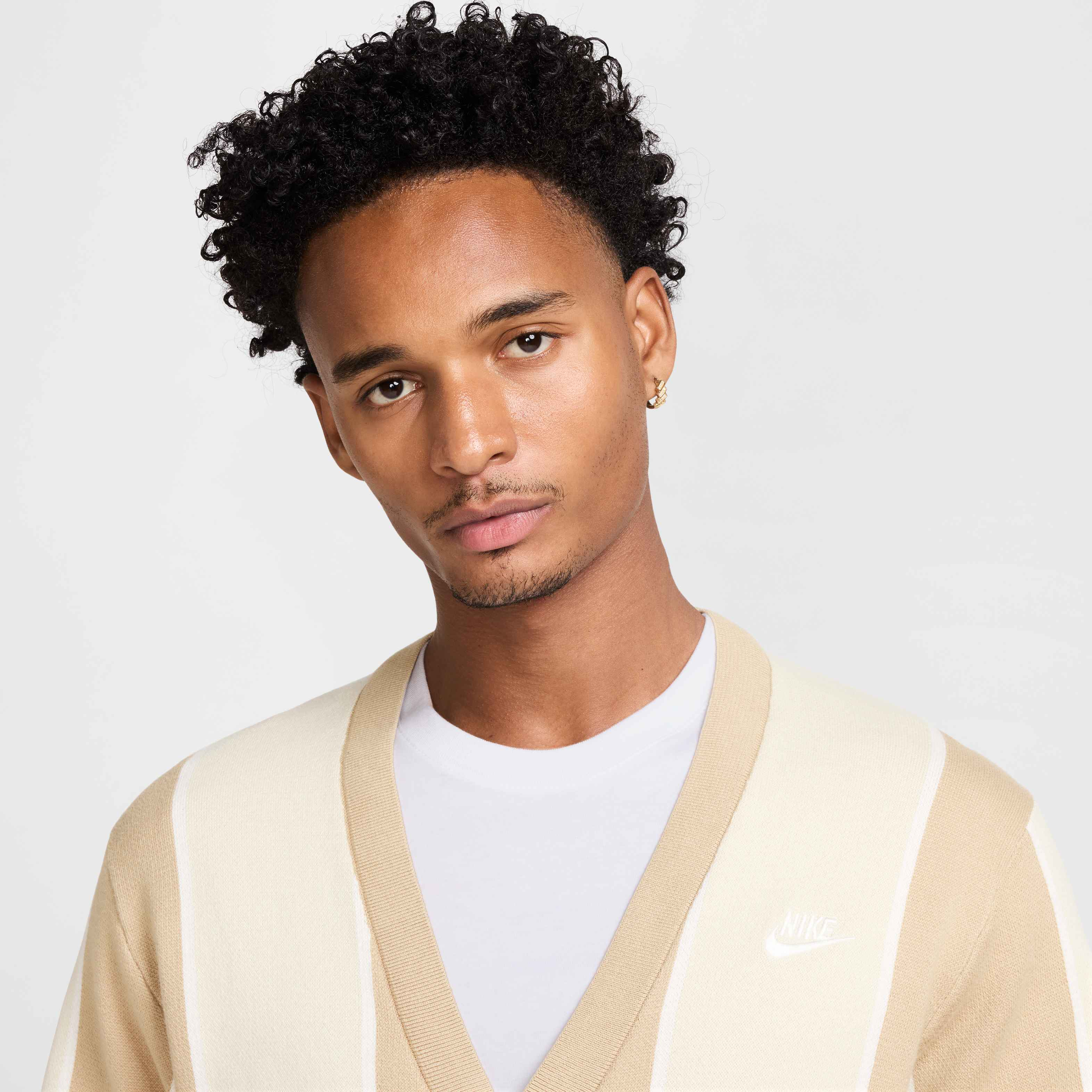 Nike Club image number 2