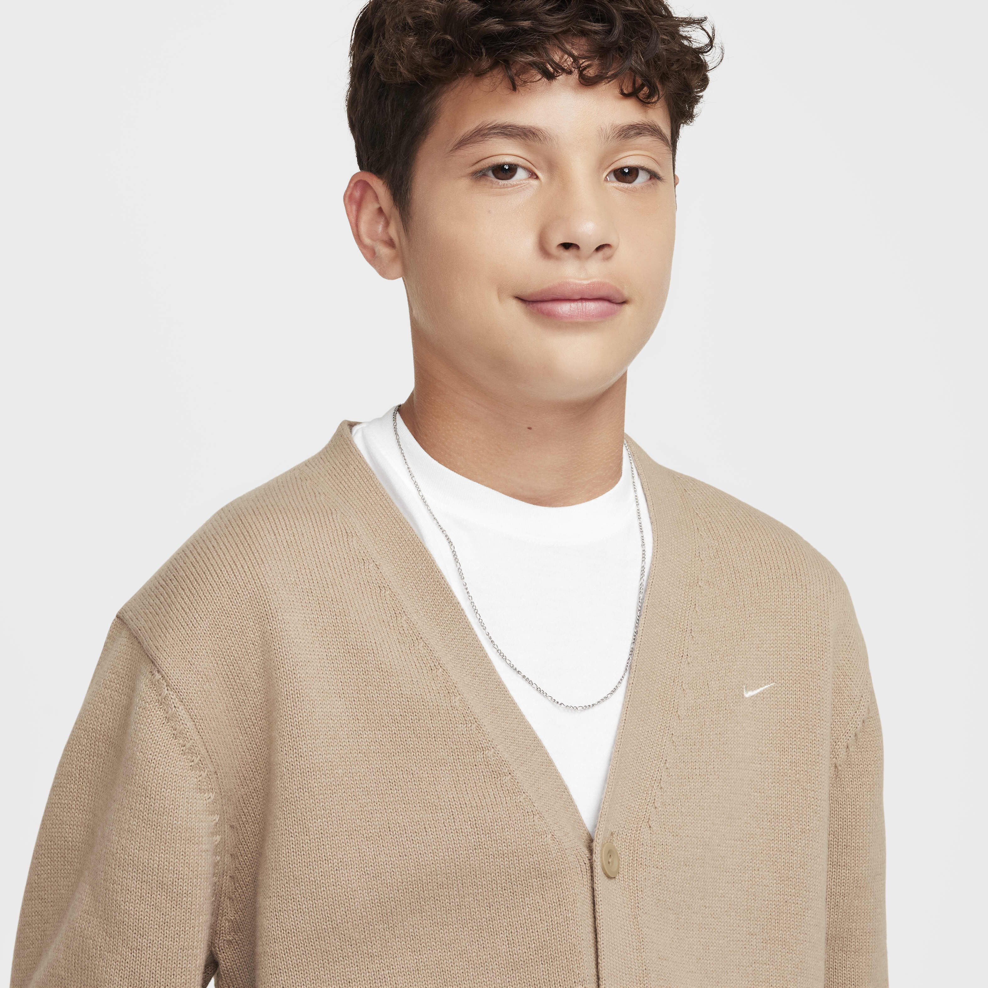 نايكي سبورتسوير ميترو جراوند image number 2