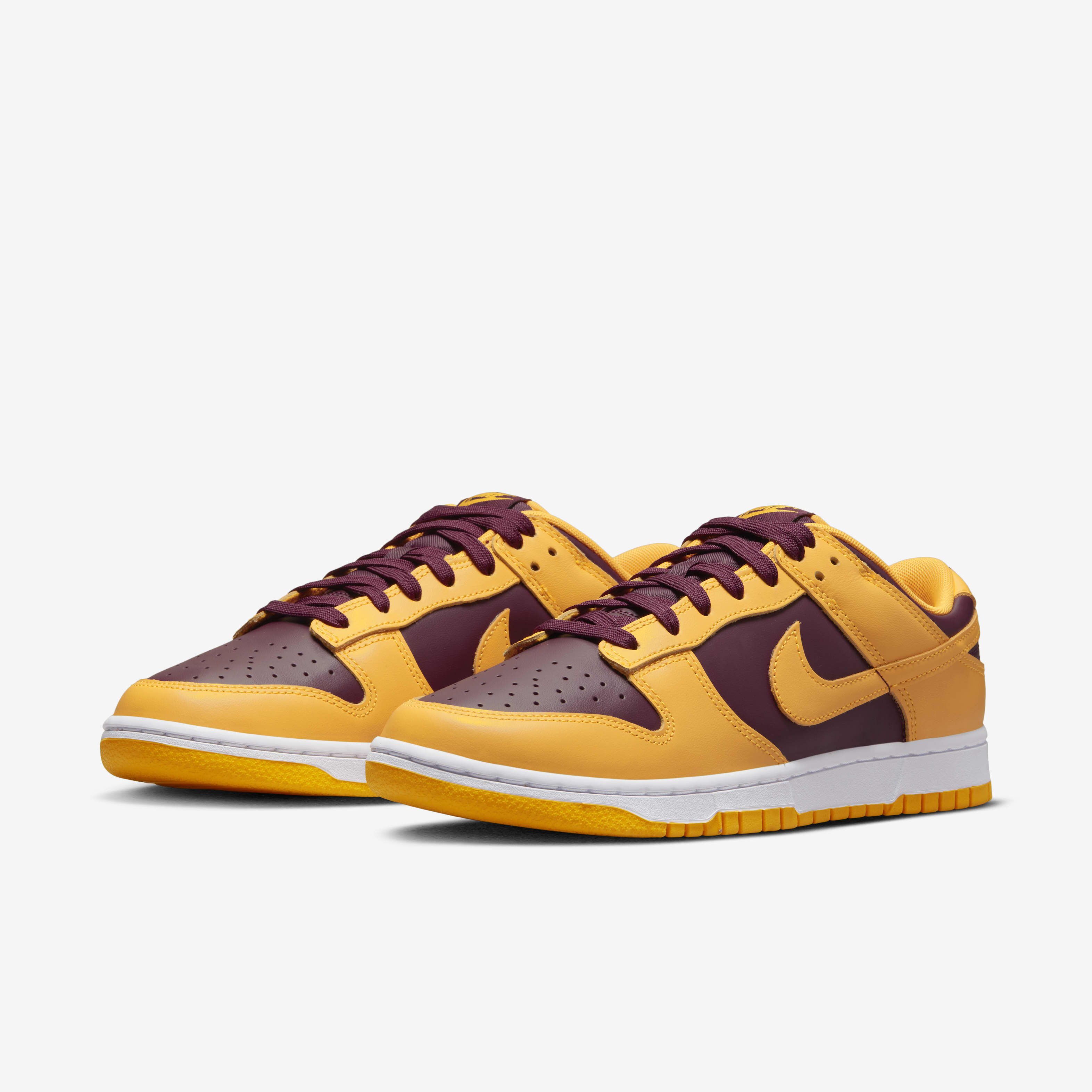 Nike Dunk Low Retro image number 4