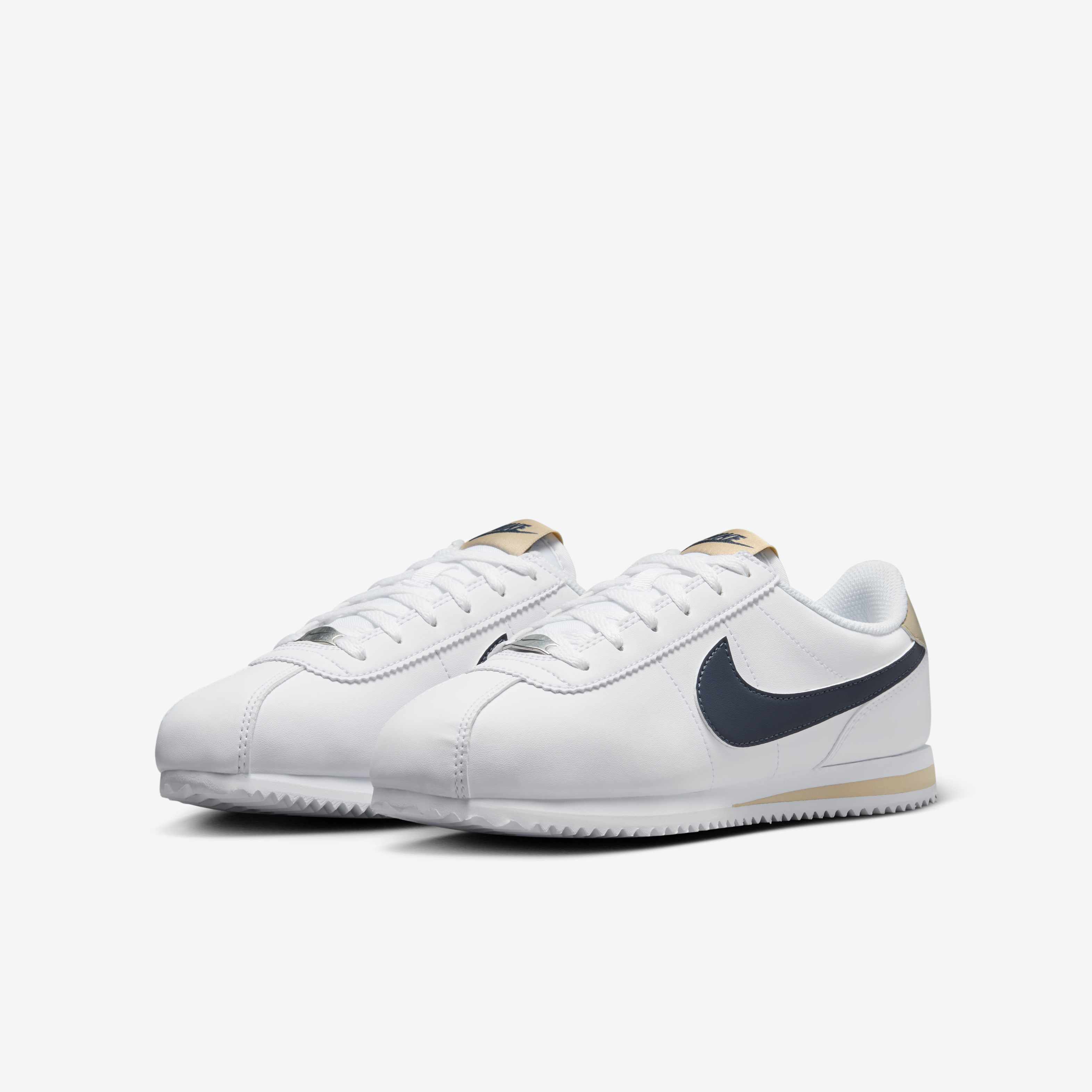 Nike Cortez image number 4