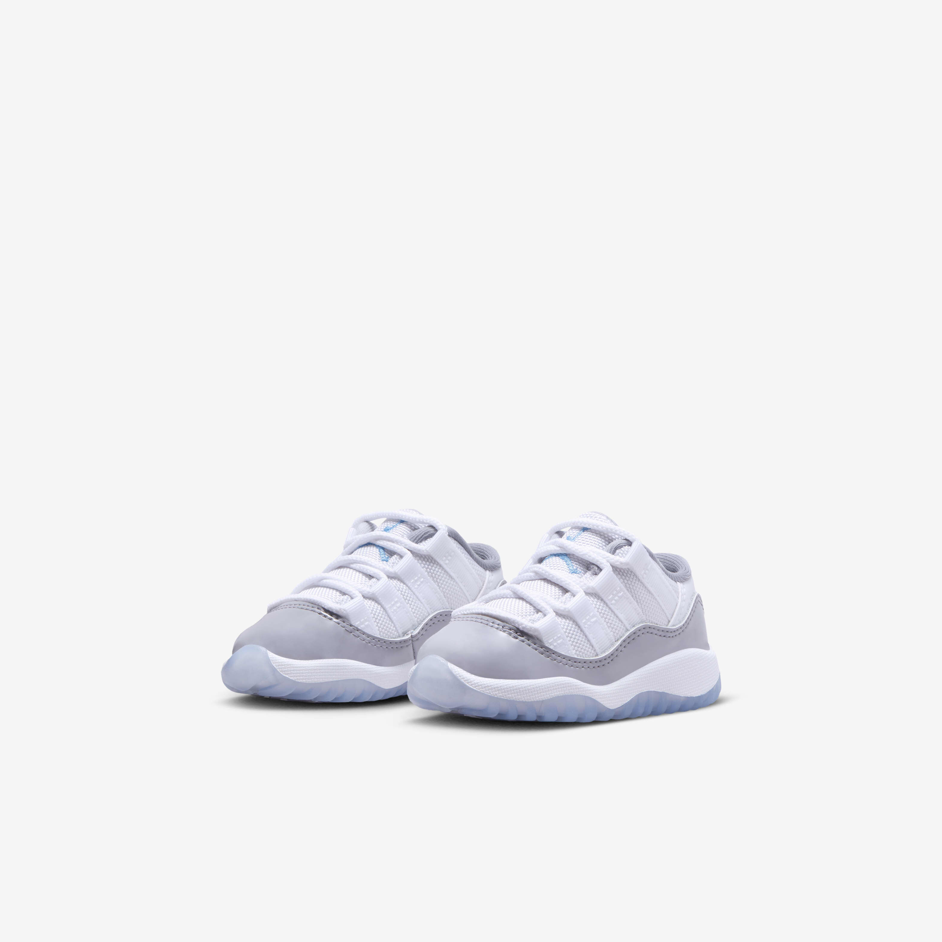Air Jordan 11 Retro Low image number 4