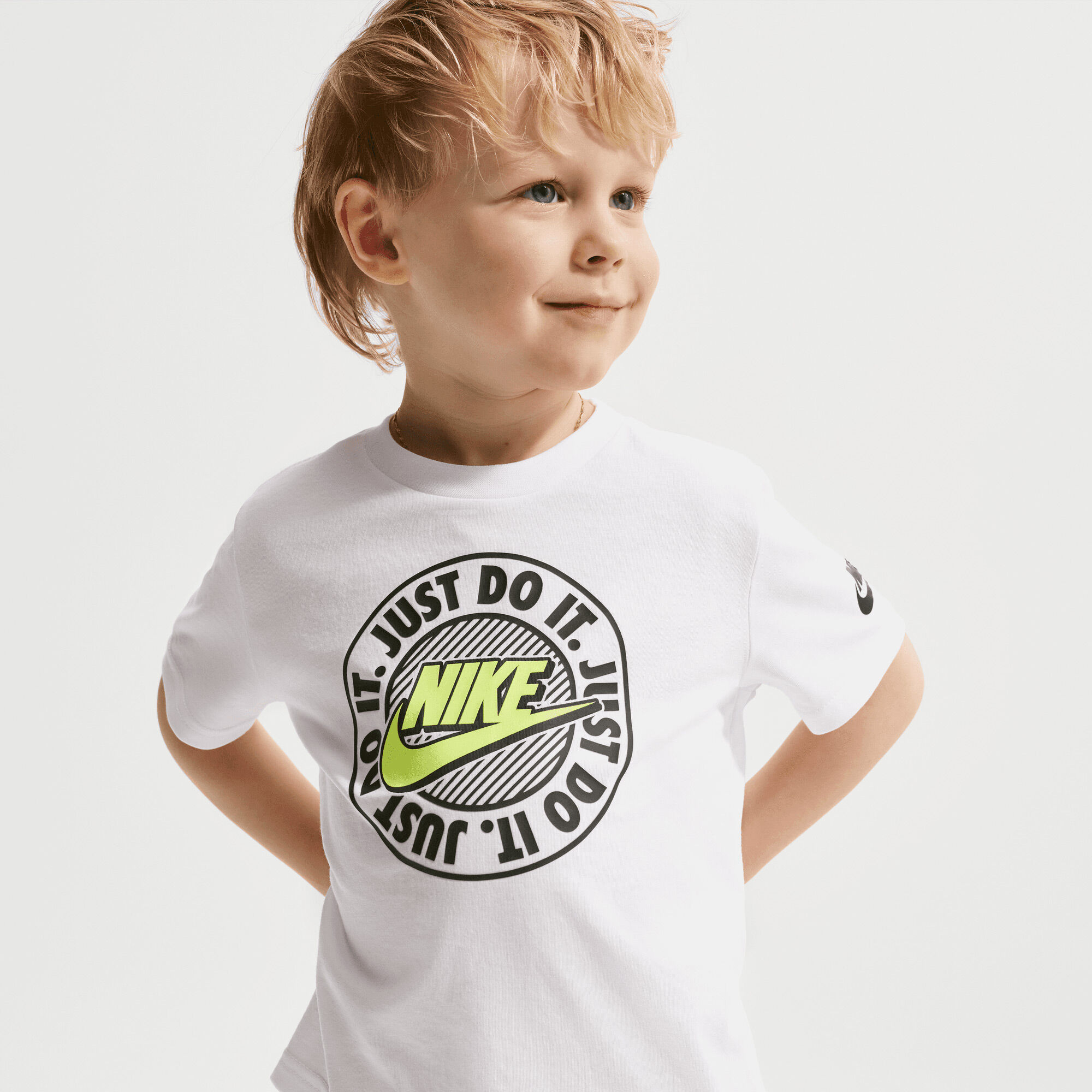 نايكي سبورتسوير image number 2