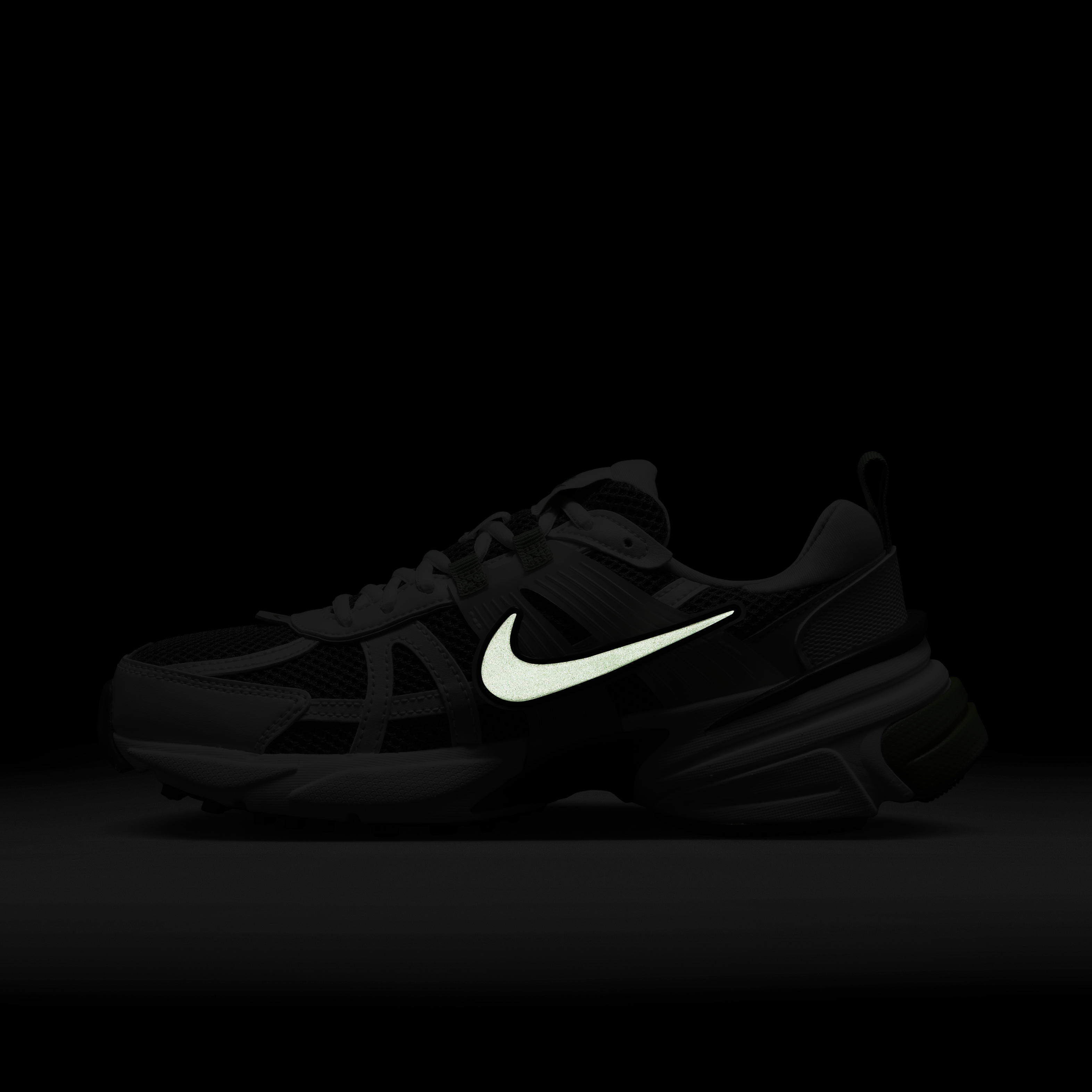 Nike V2K Run image number 9