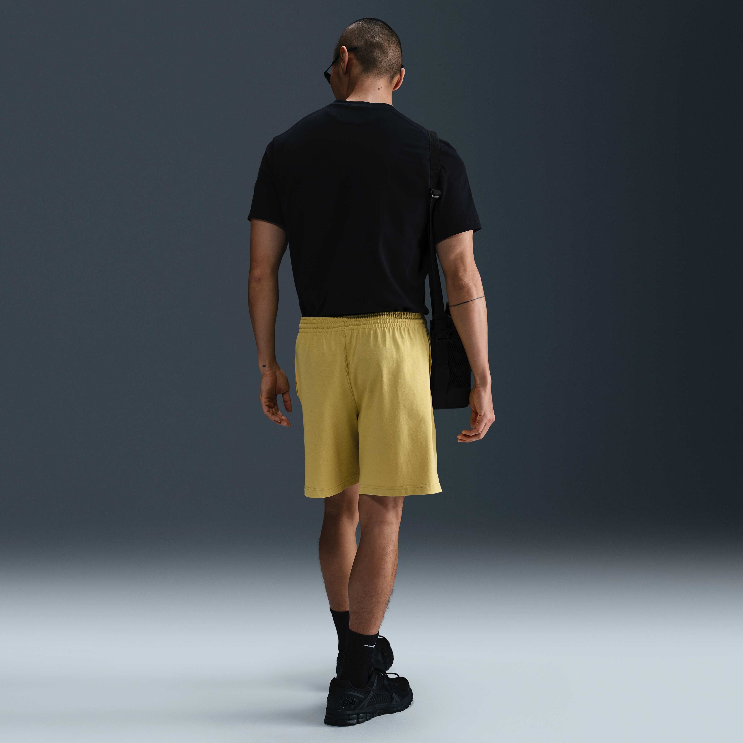 نايكي كلوب image number 3