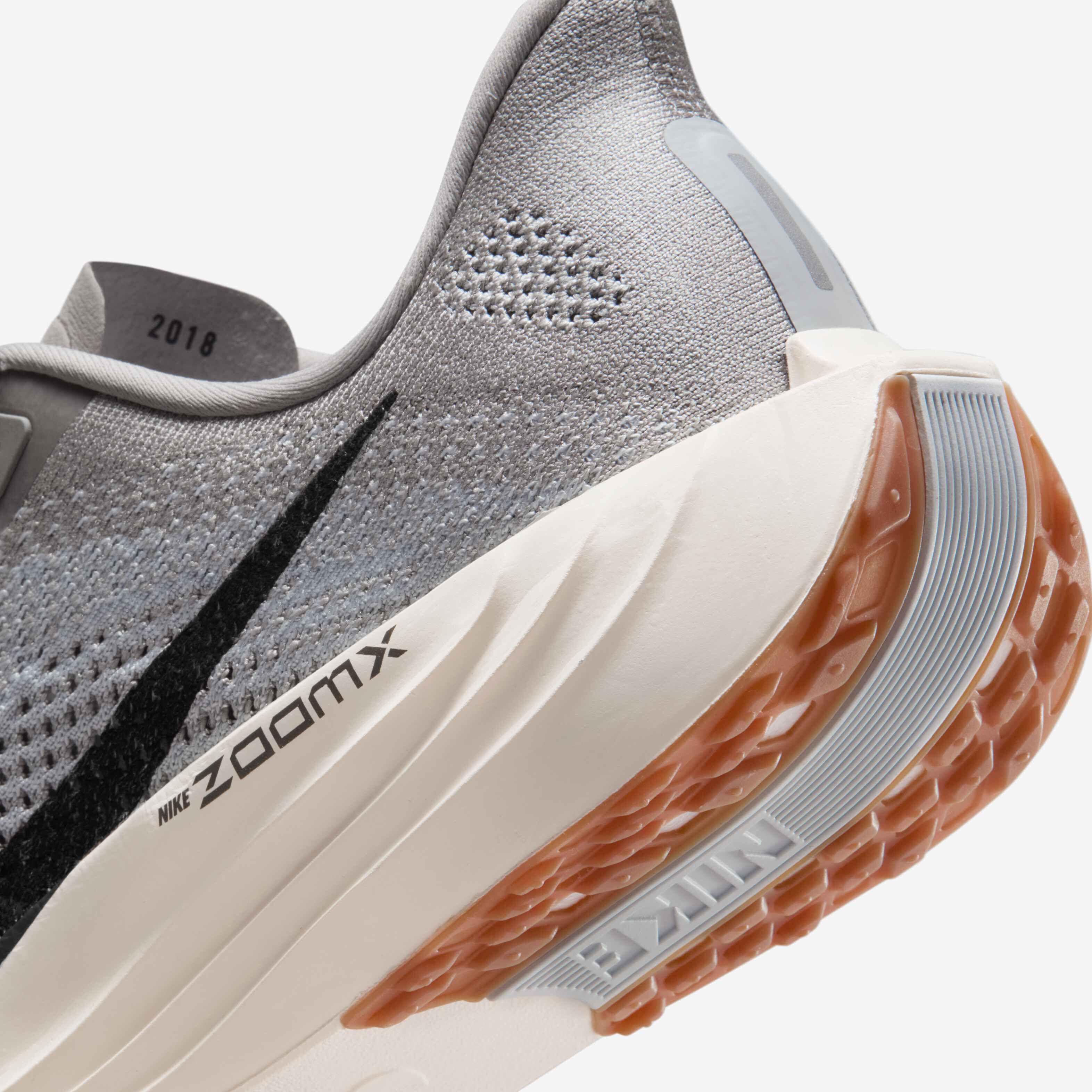 نايكي بيجاسوس بلس image number 7