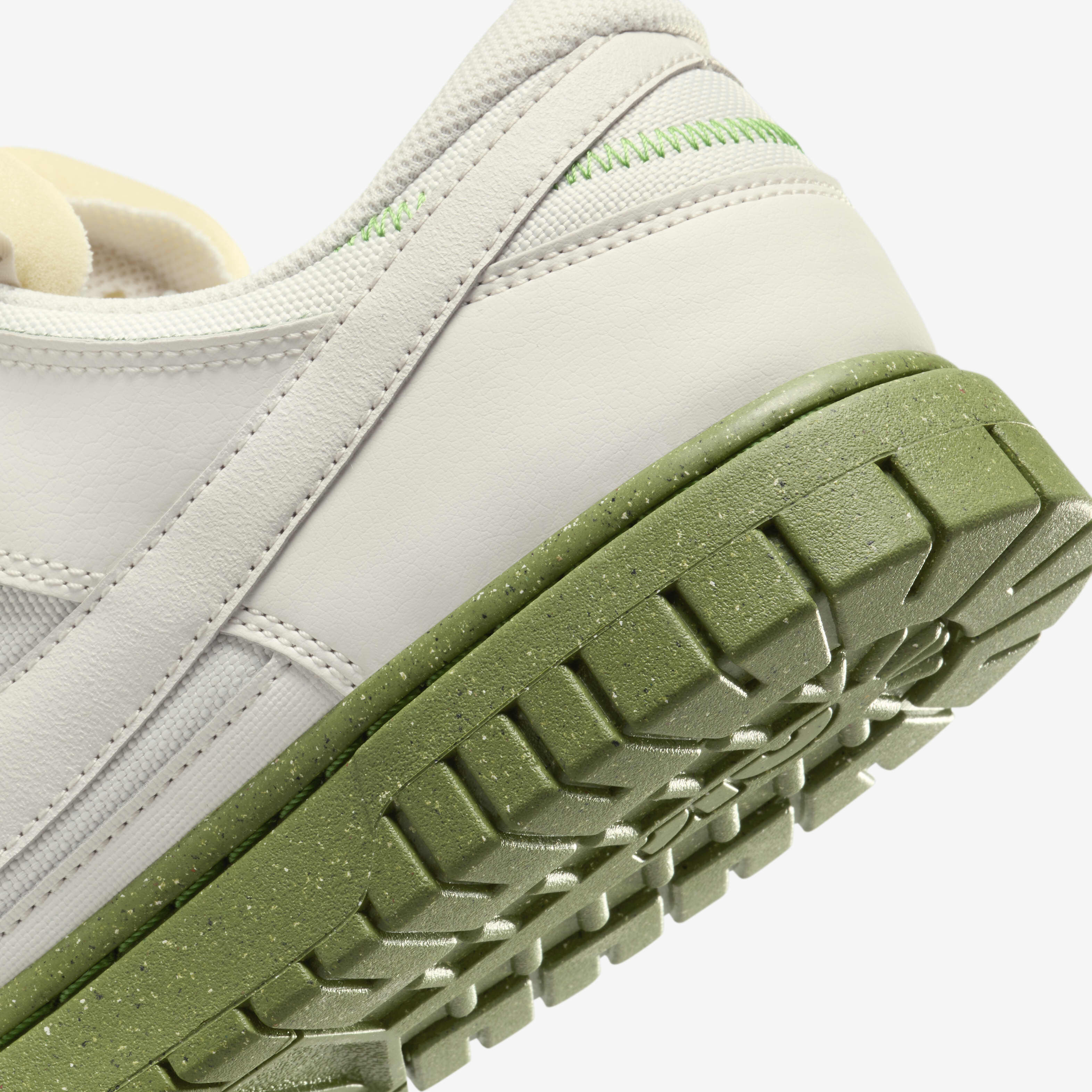 Nike Air Dunk Low Jumbo image number 7