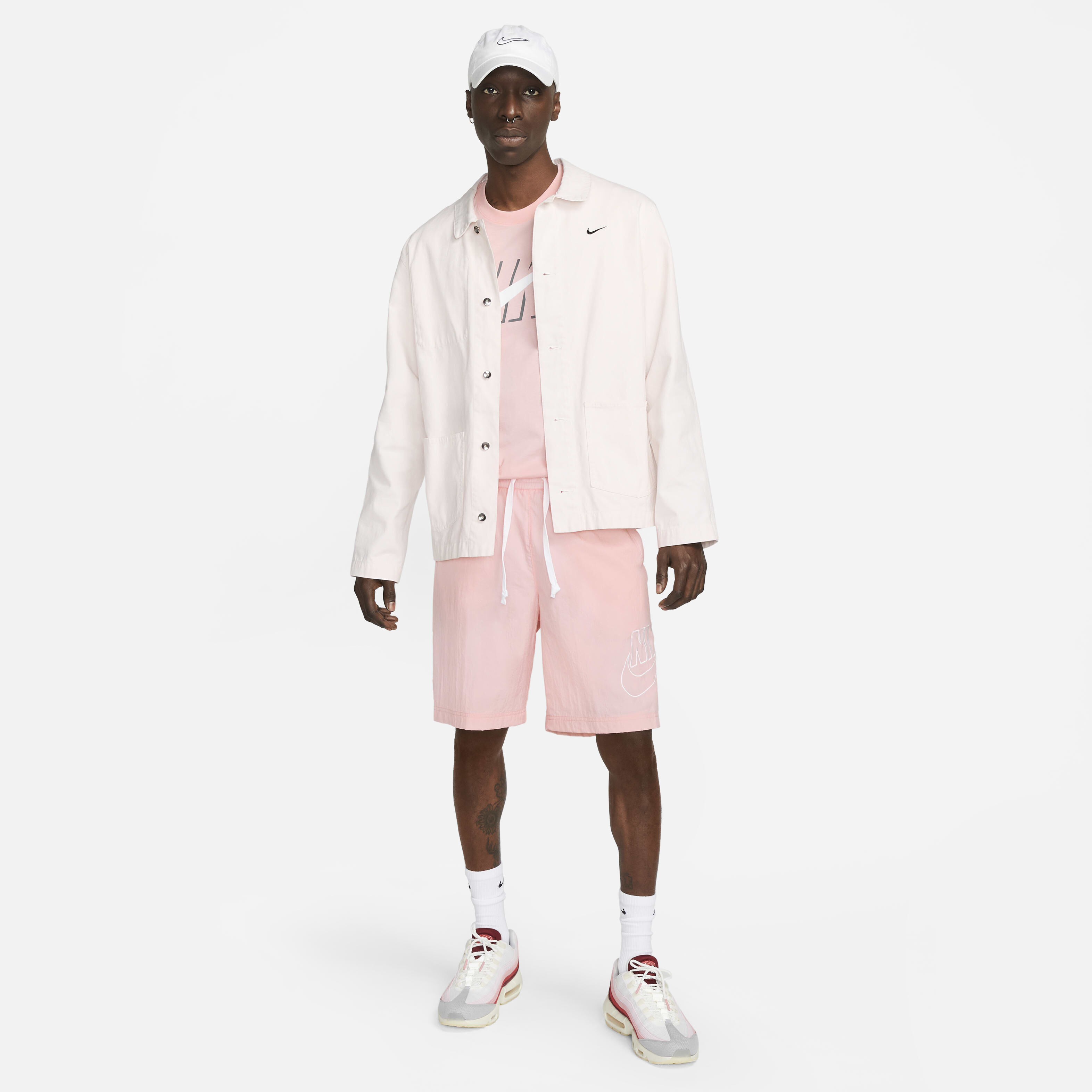 نايكي سبورتسوير الومناي image number 6