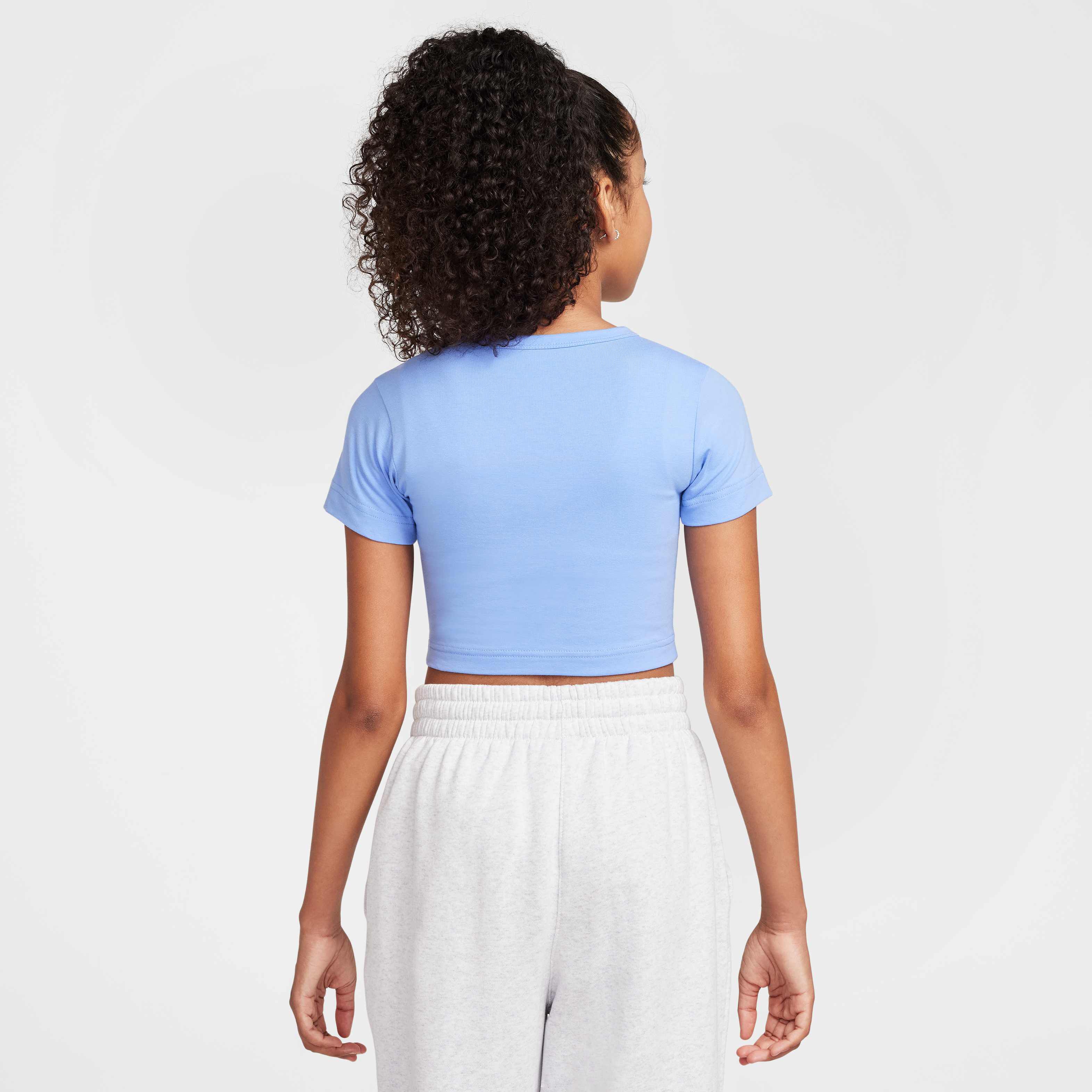 نايكي سبورتسوير image number 1