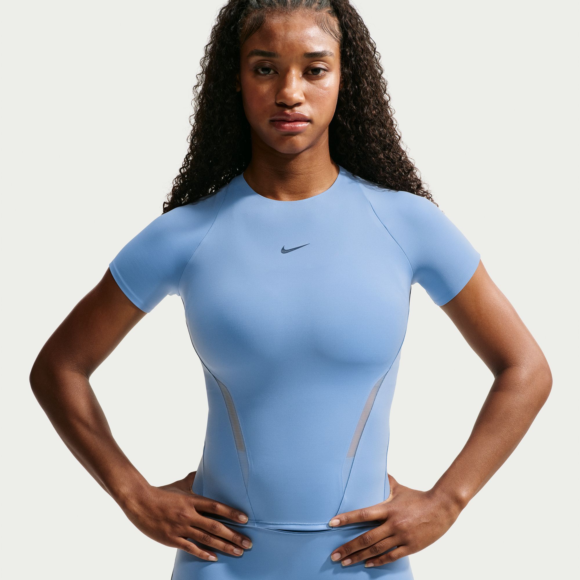 Nike Universa image number 3