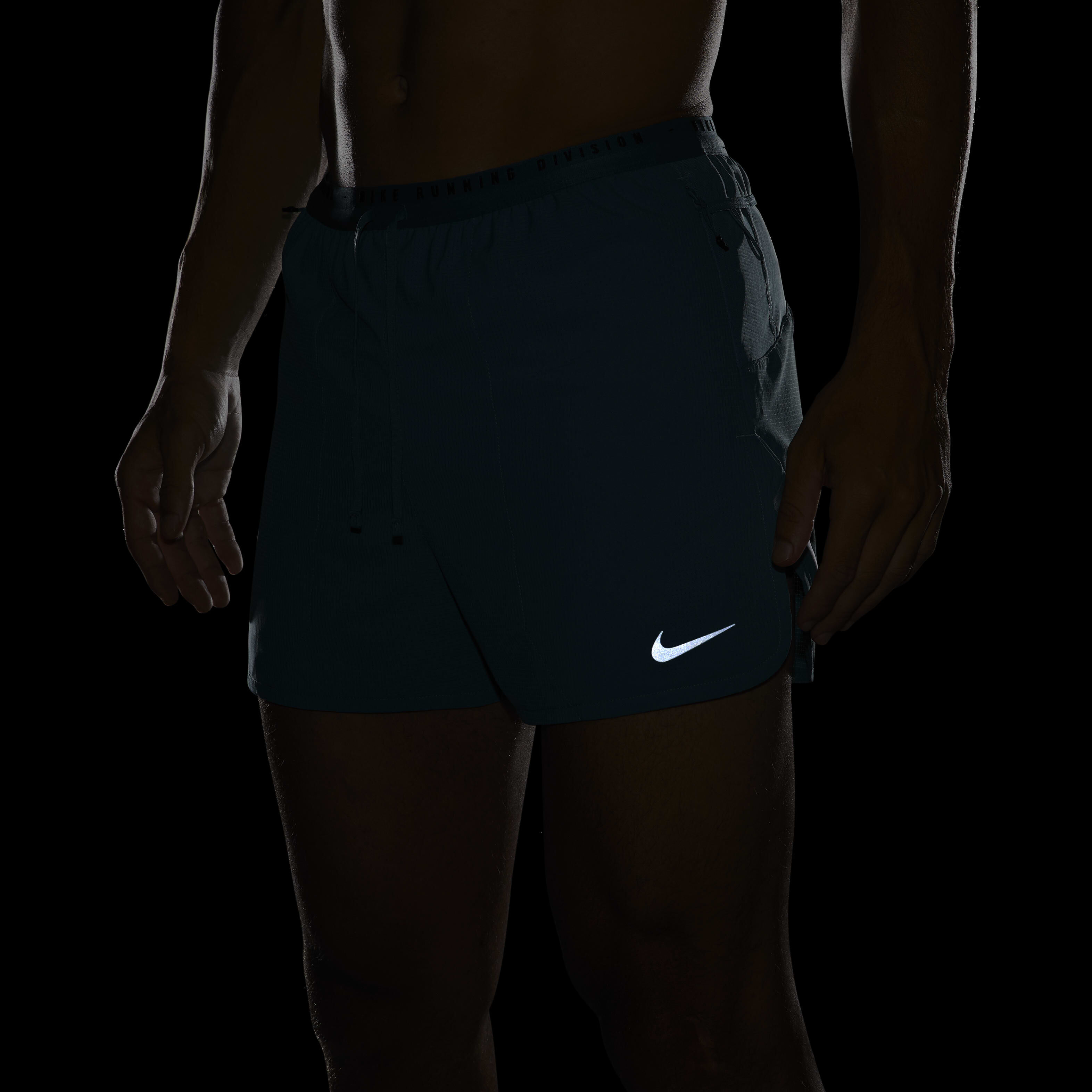 Nike Dri-FIT ADV Run Division image number 10