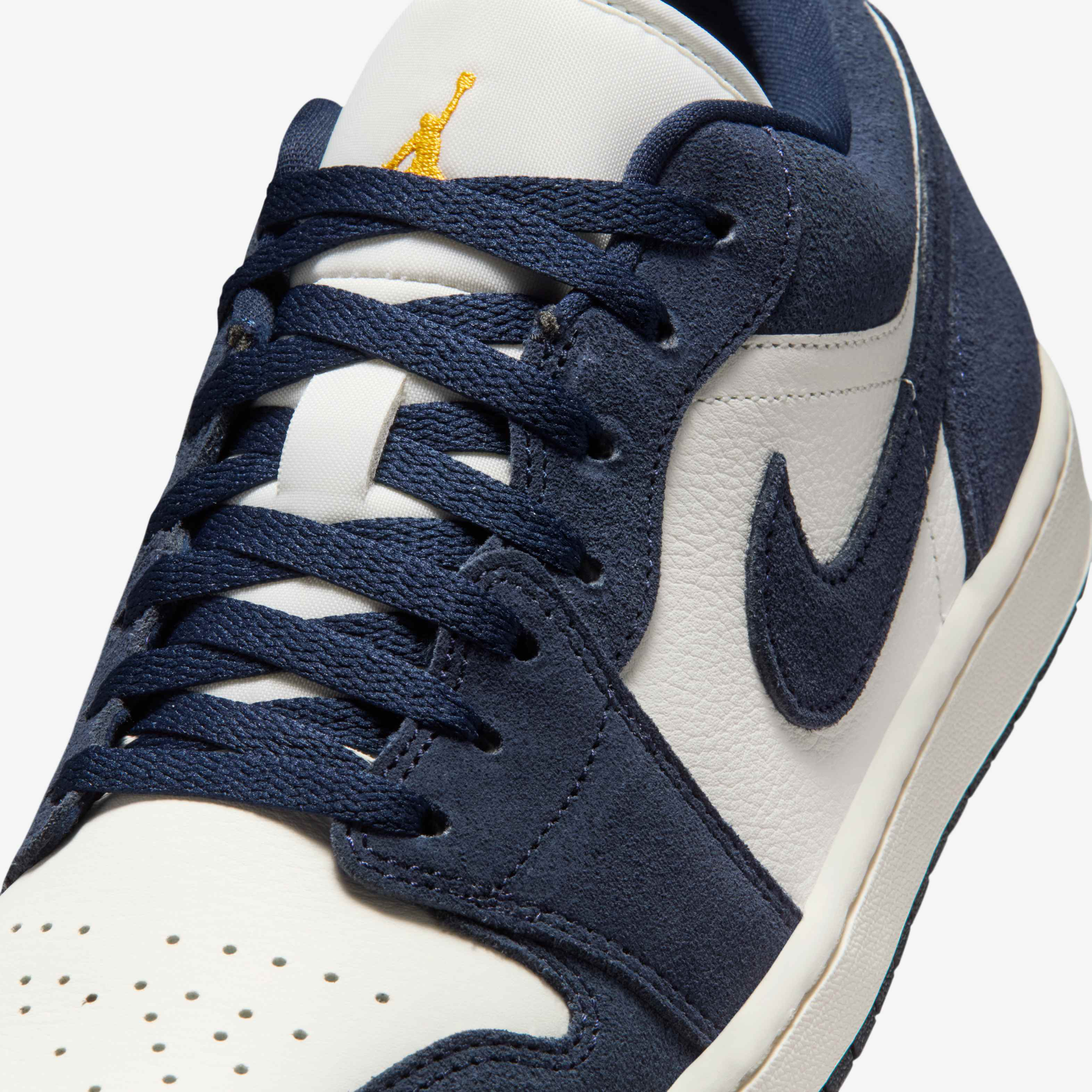 Air Jordan 1 Low SE image number 6