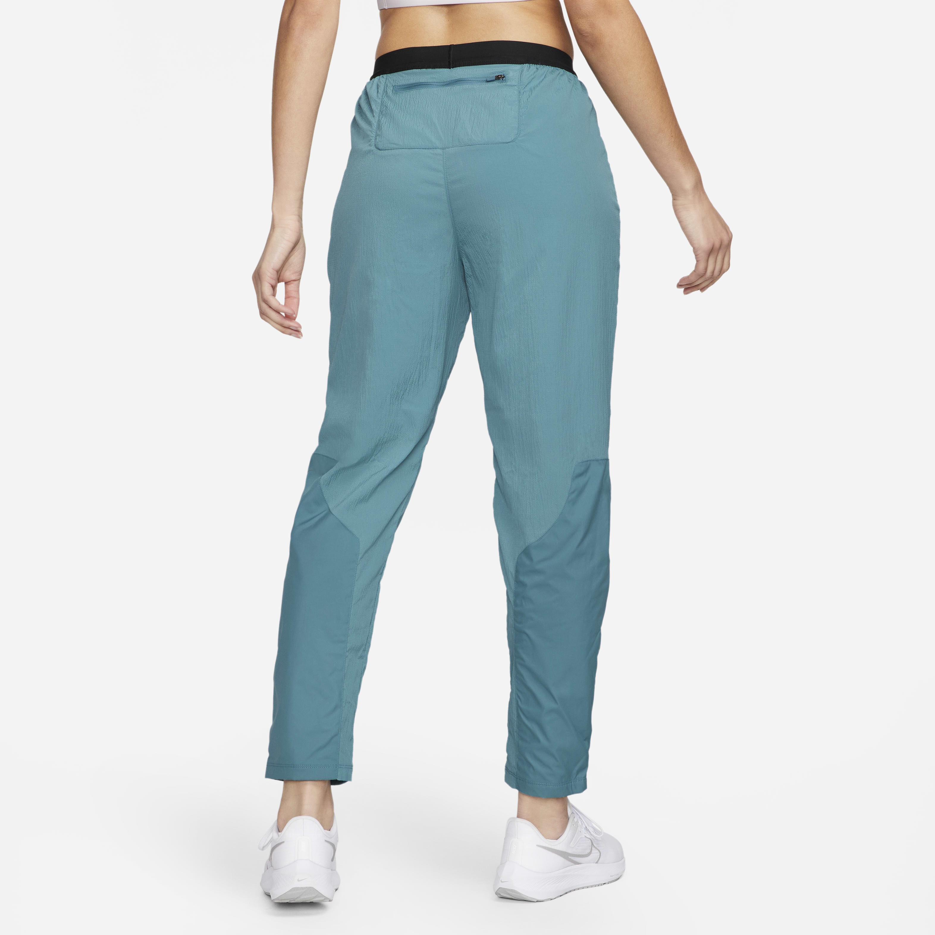 Nike Therma-FIT Run Division image number 1