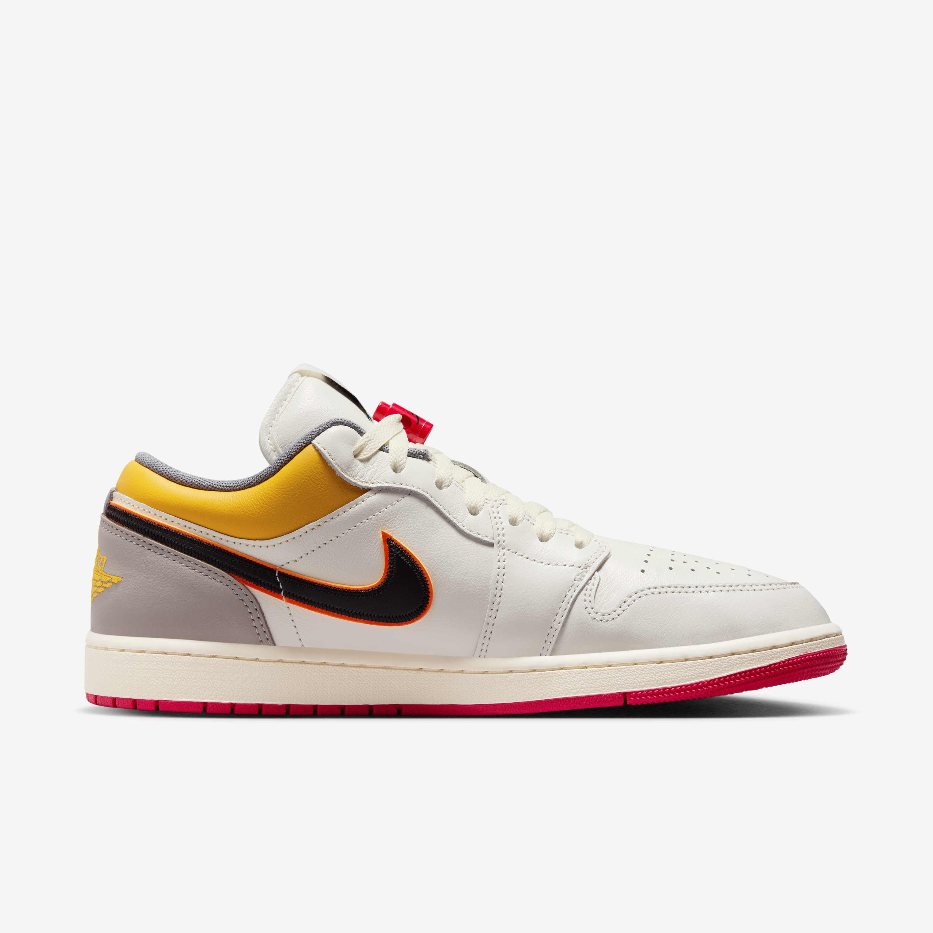 Air Jordan 1 Low Premium image number 2