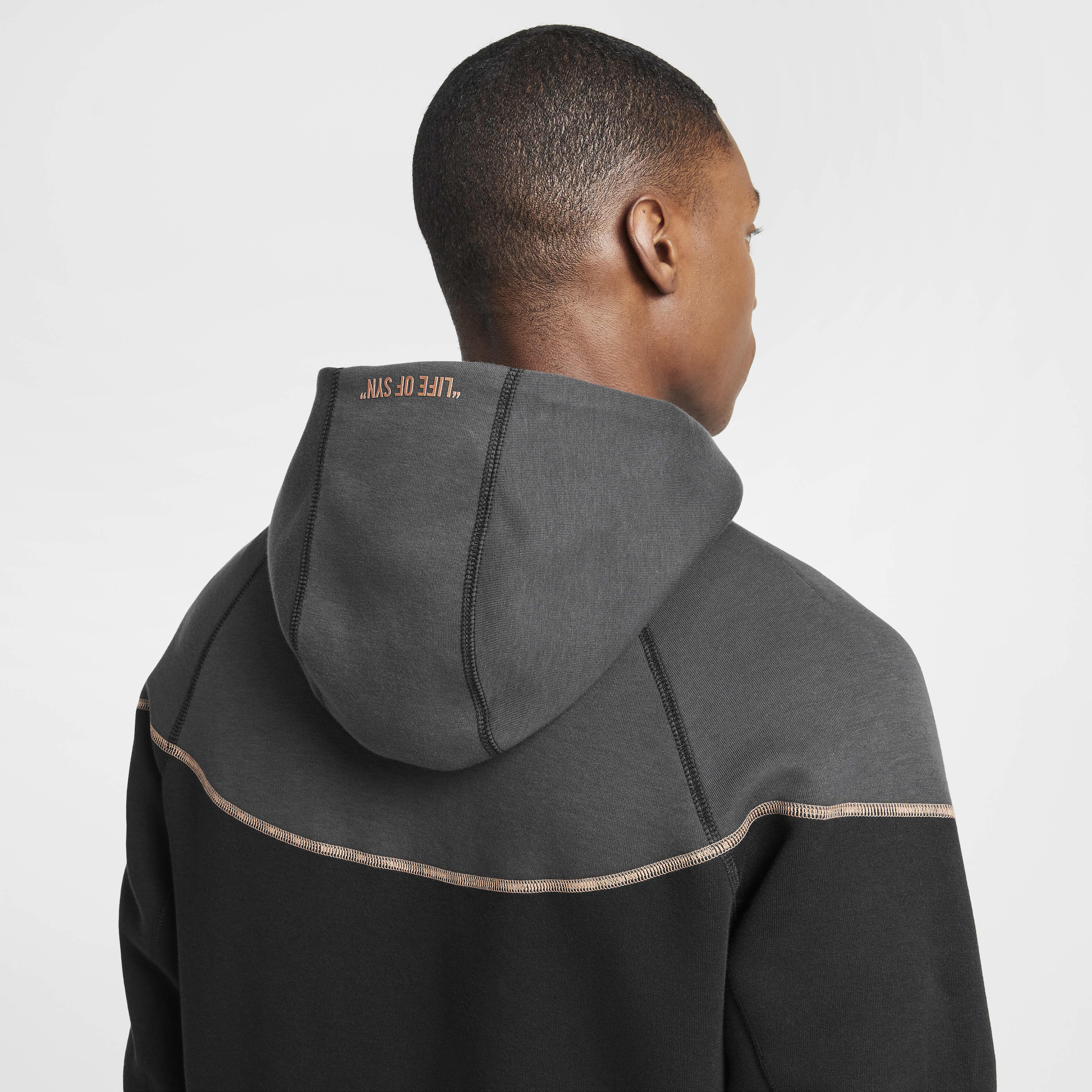 Nike Tech Fleece Windrunner x Central Cee image number 7