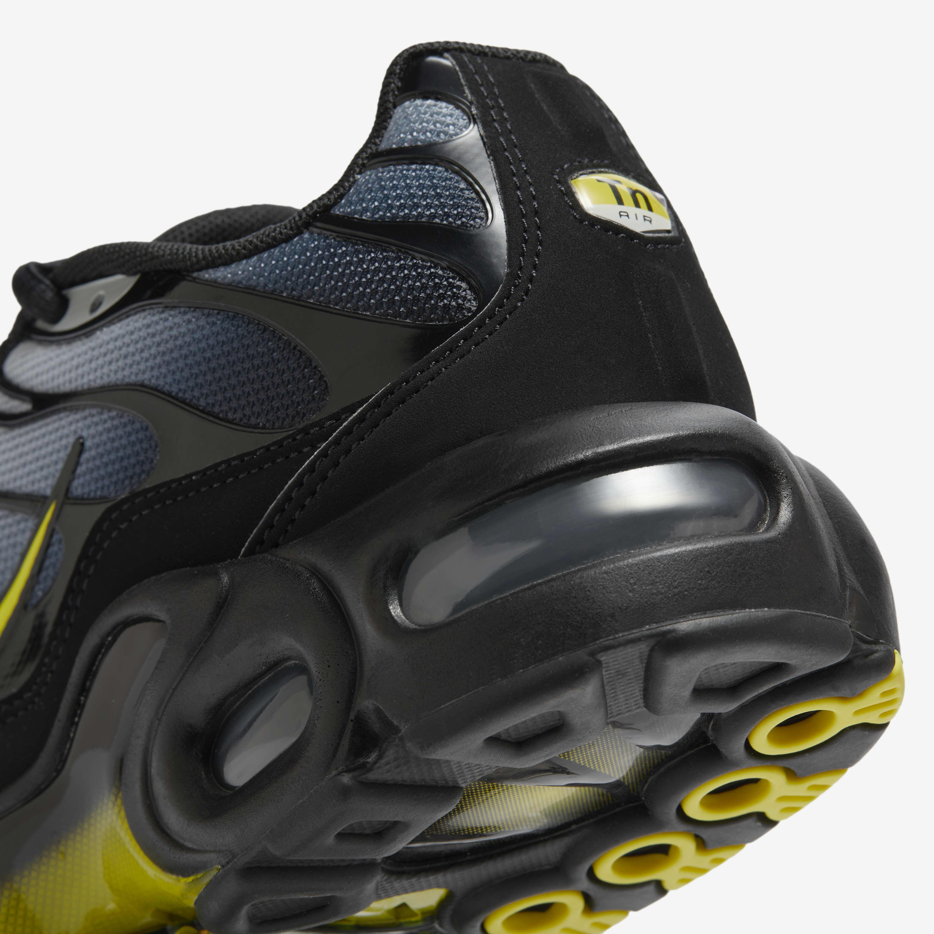 Nike Air Max Plus image number 7