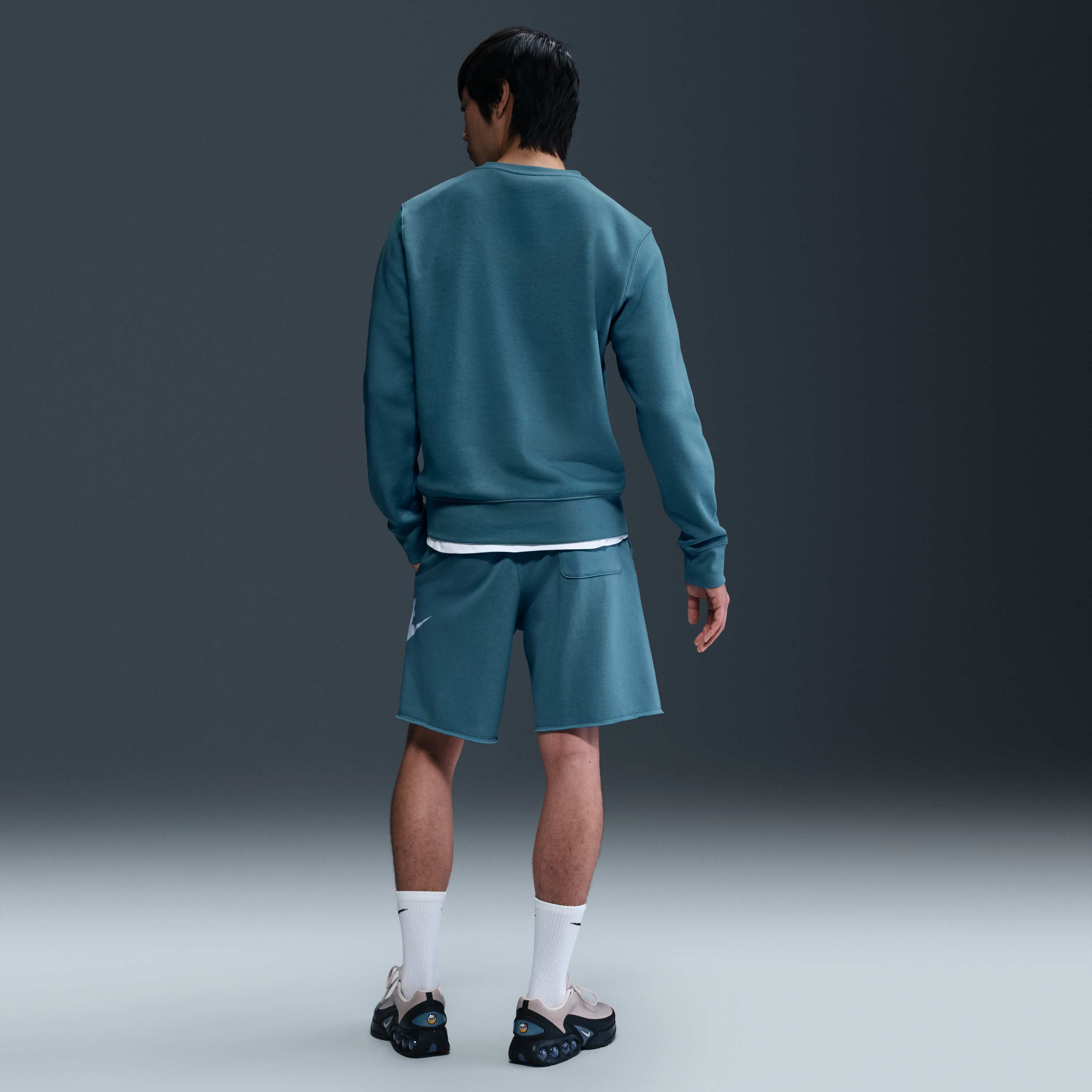 نايكي كلوب image number 3