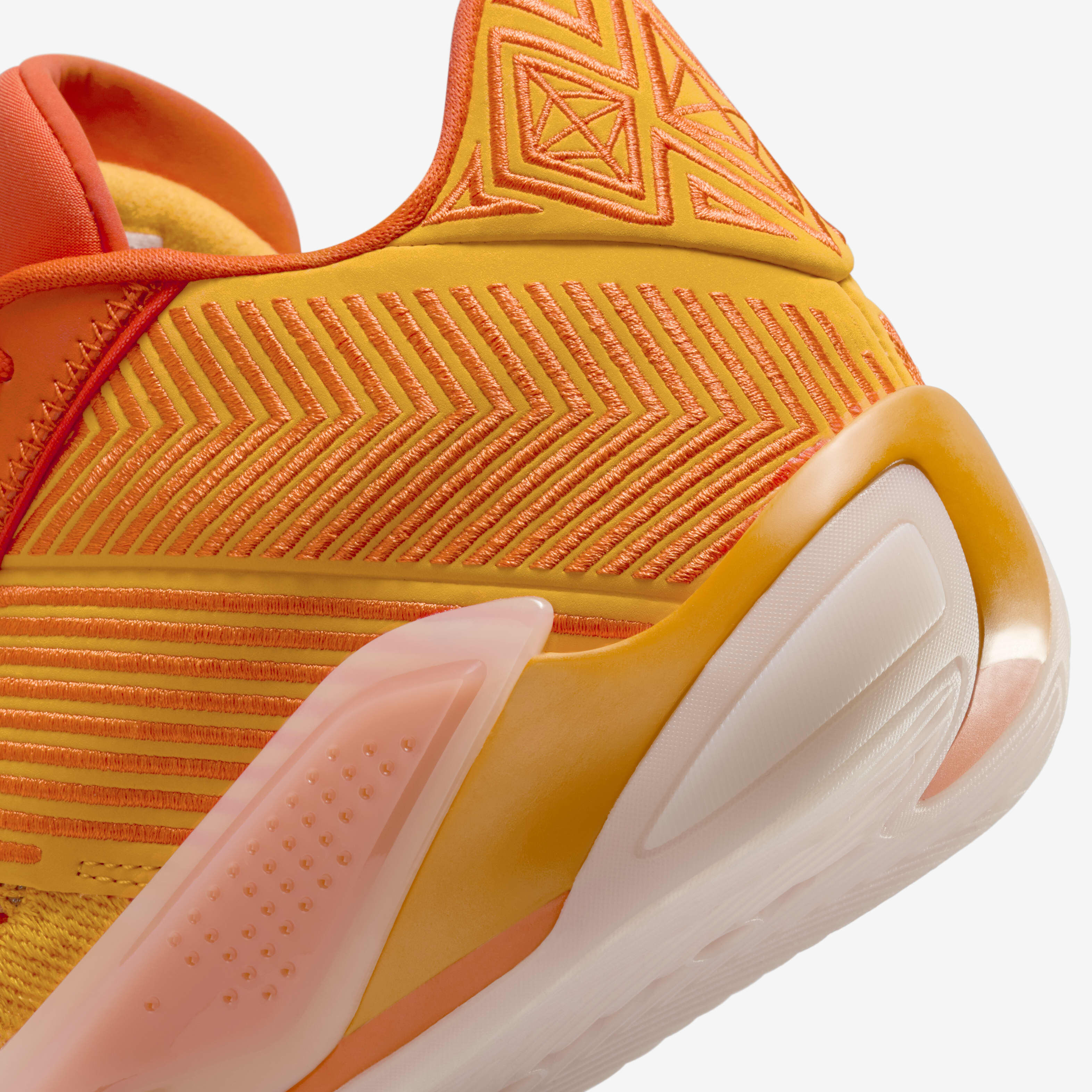 Air Jordan XXXVIII Low 'Heiress' image number 7