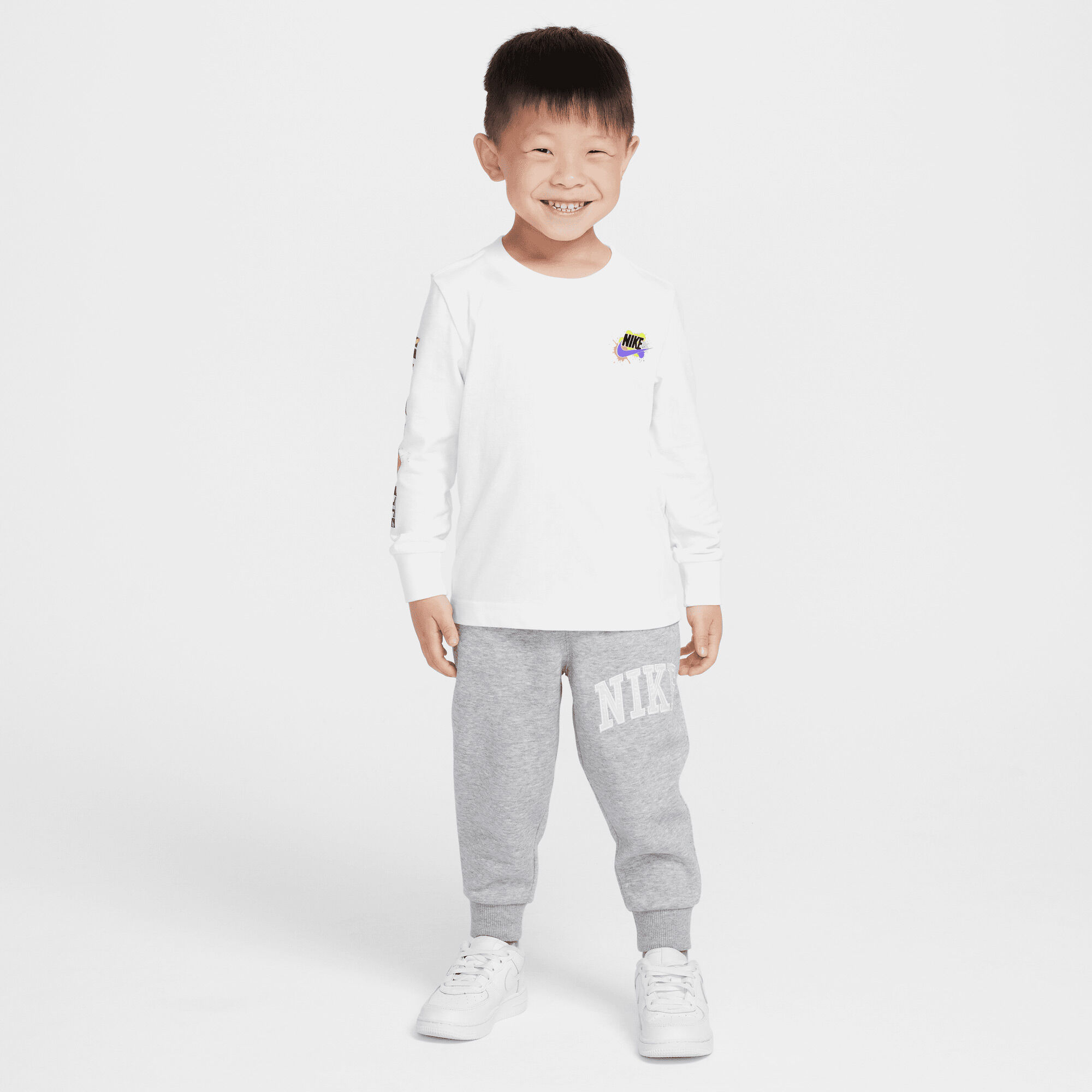 Nike "Express Yourself" image number 4