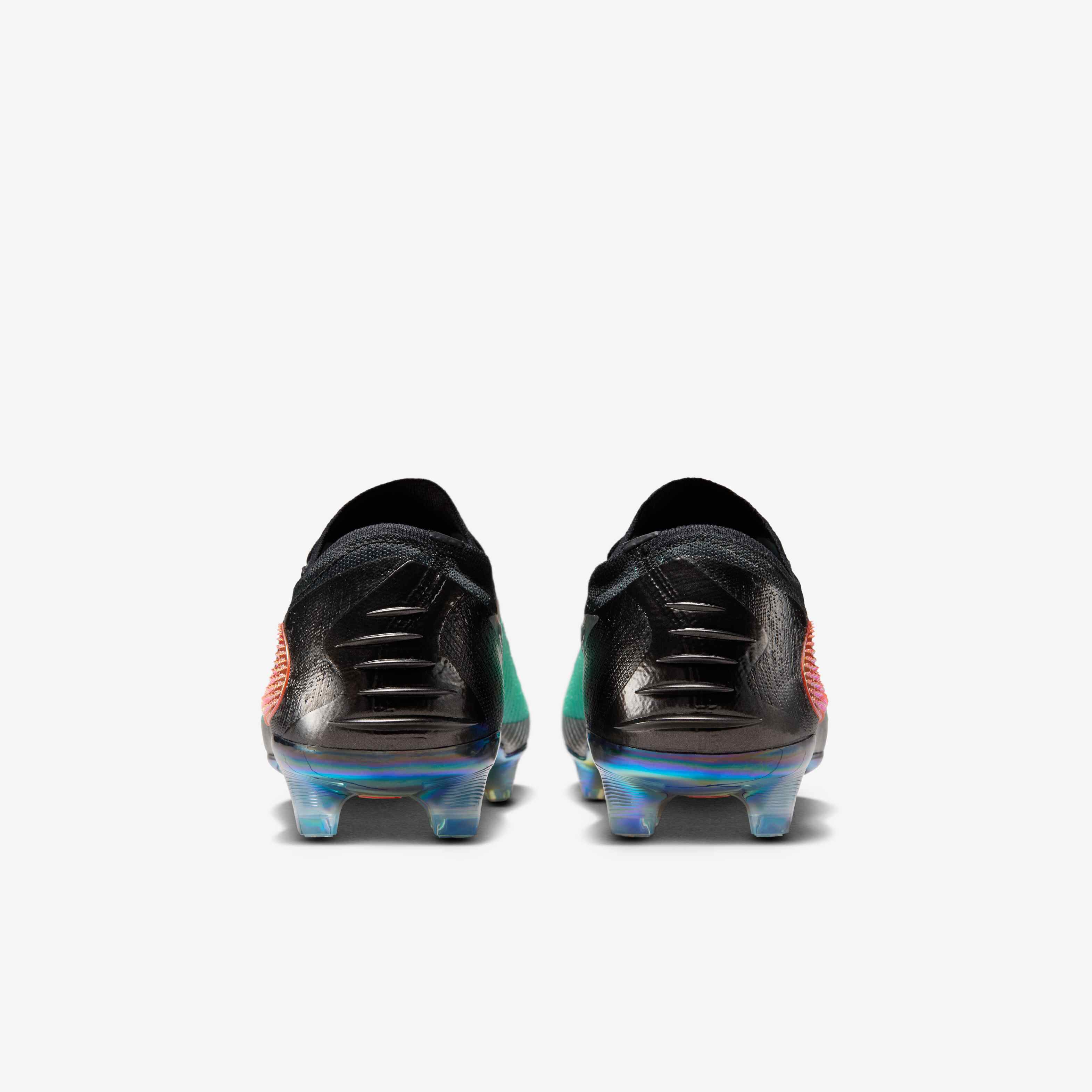 Nike Phantom 6 Low Elite image number 5