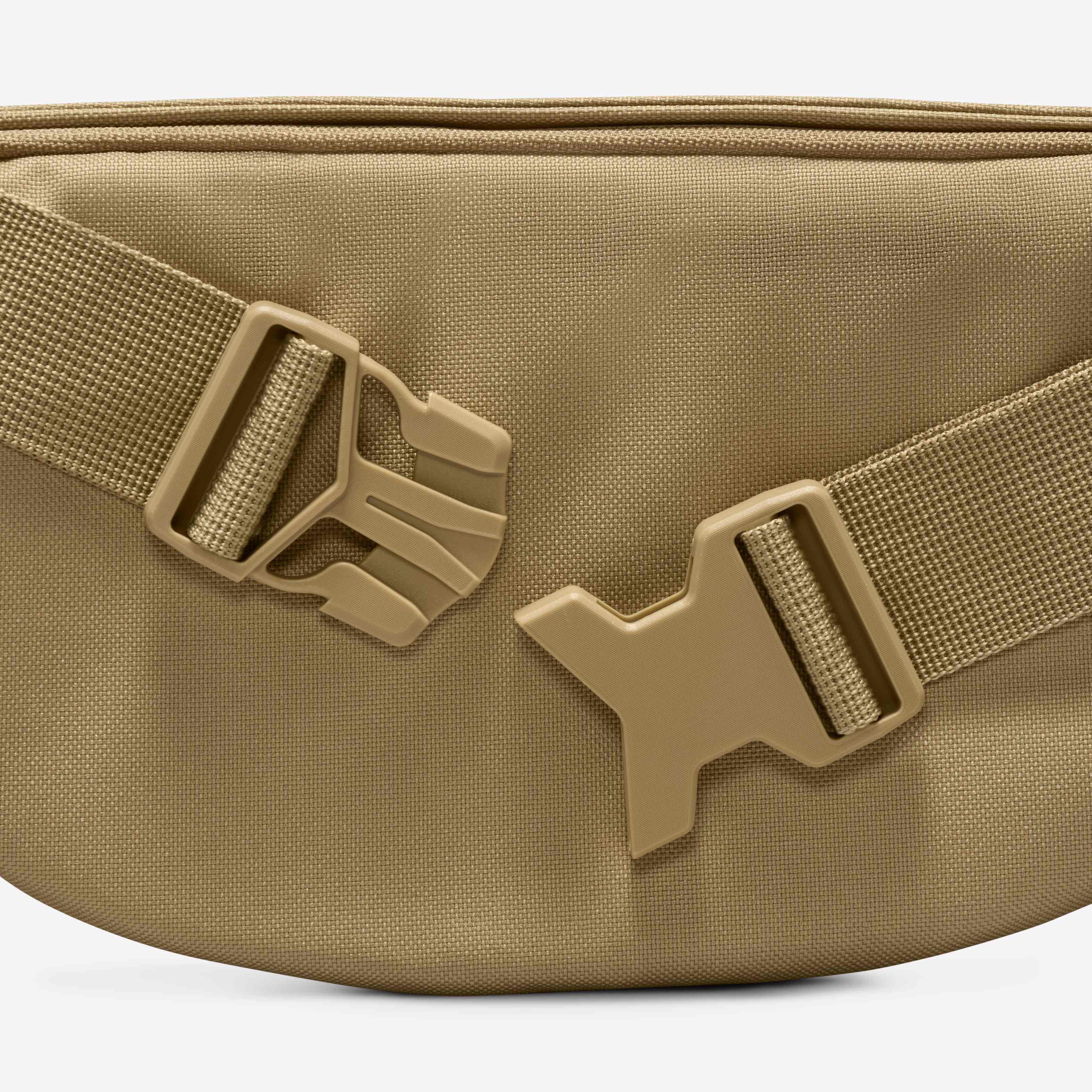 نايكي هيرتج image number 5