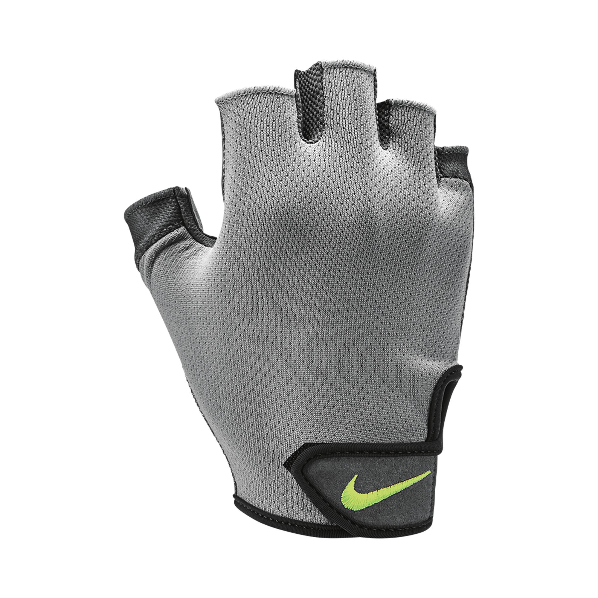 Nike Dri-FIT Essential image number 0