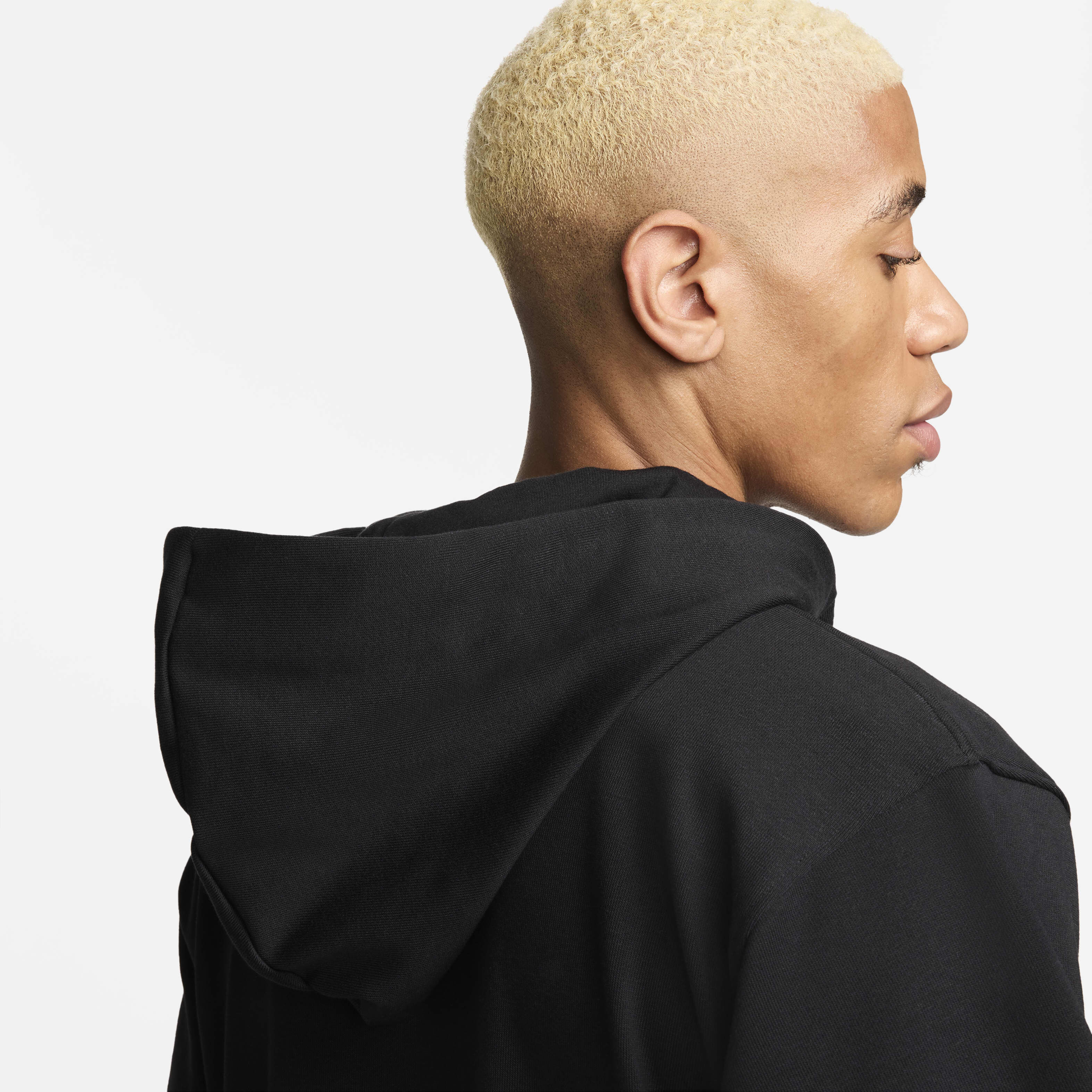 Nike Standard Issue image number 8