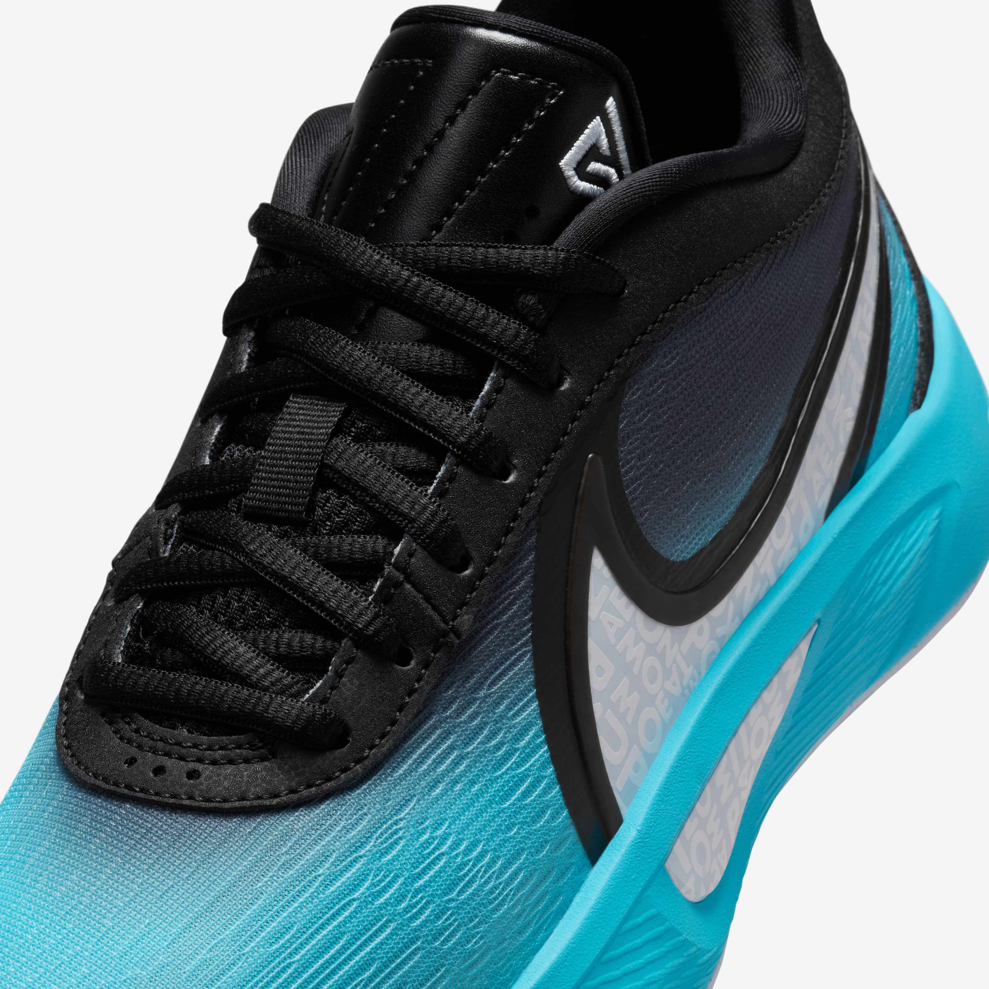 Giannis Freak 6 'Christmas' image number 6