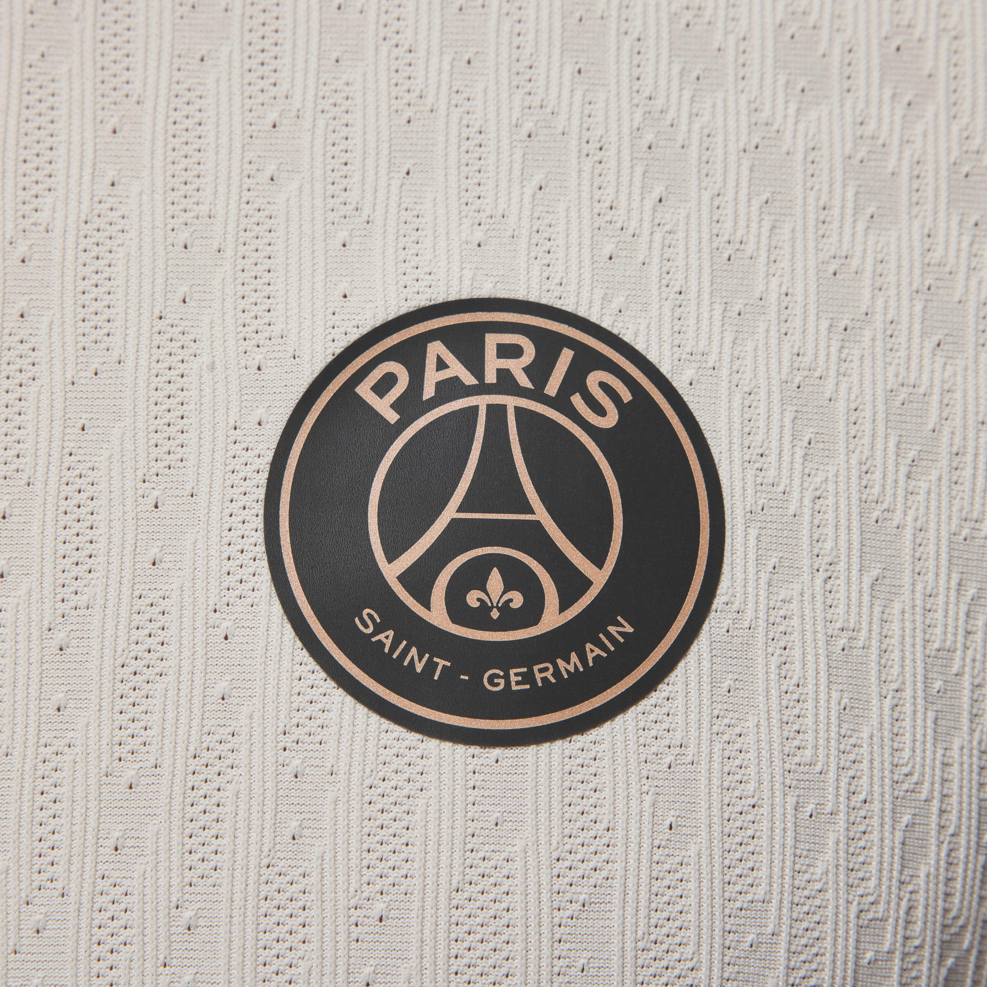 Paris Saint-Germain Strike Elite Third image number 3