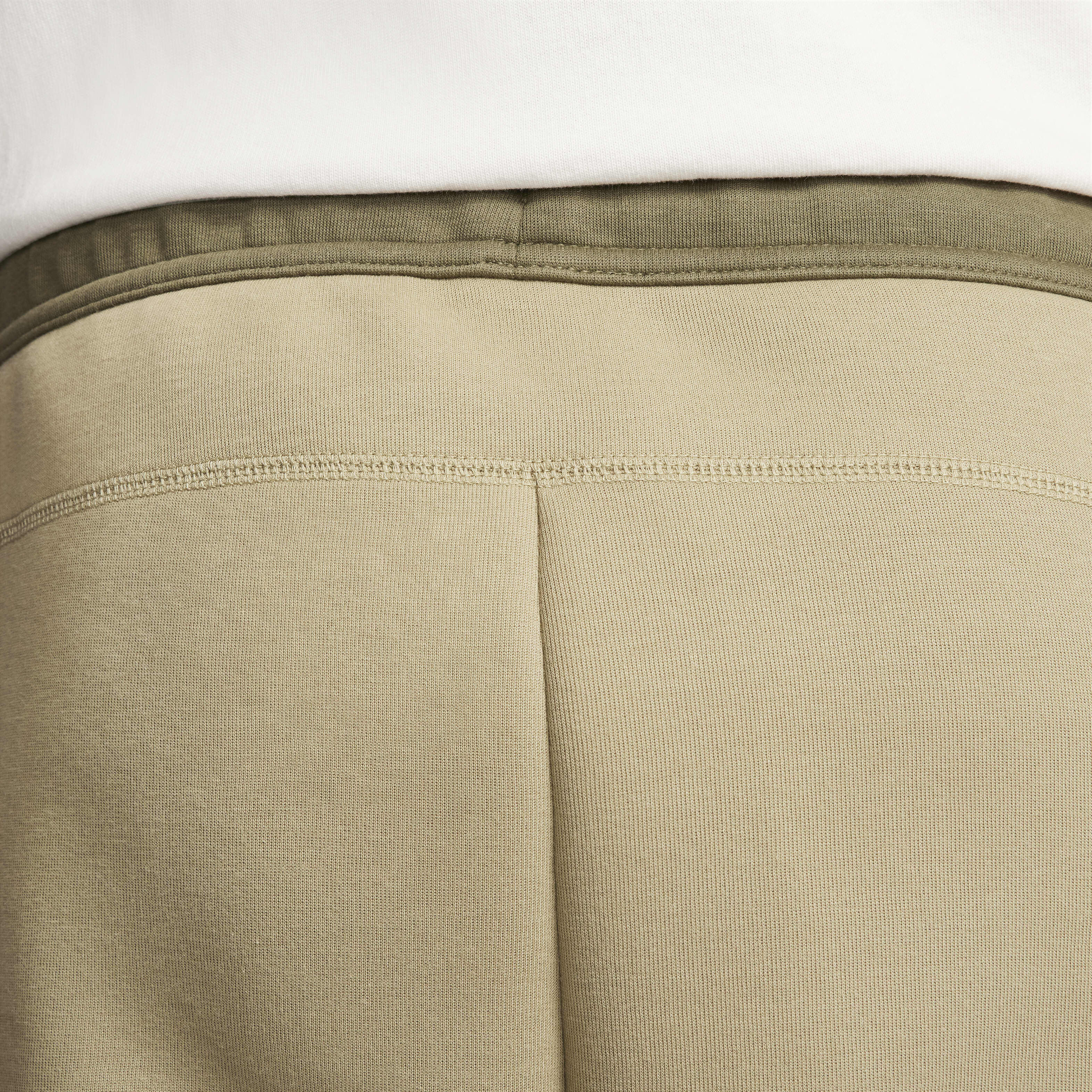 Nike Sportswear Tech Fleece image number 6