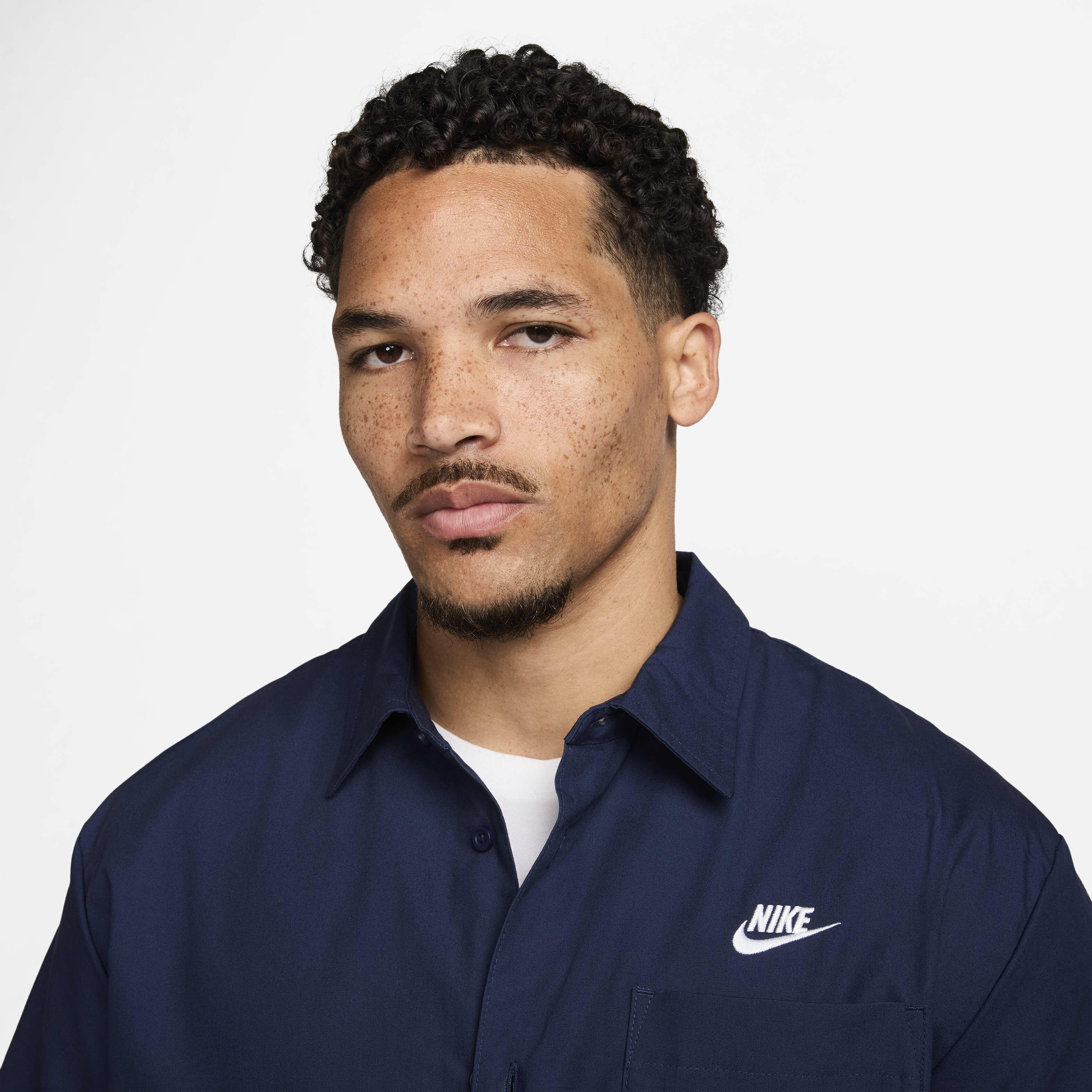 نايكي كلوب image number 2