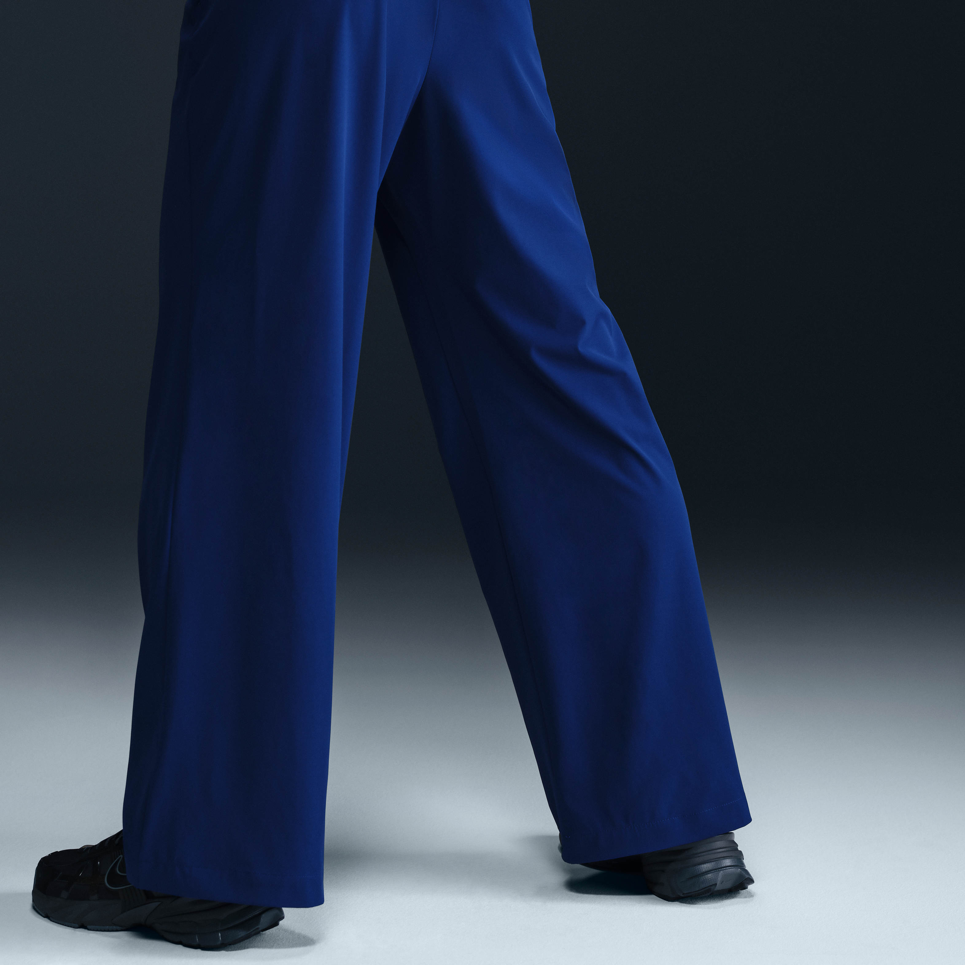 Nike 24.7 PerfectStretch image number 2