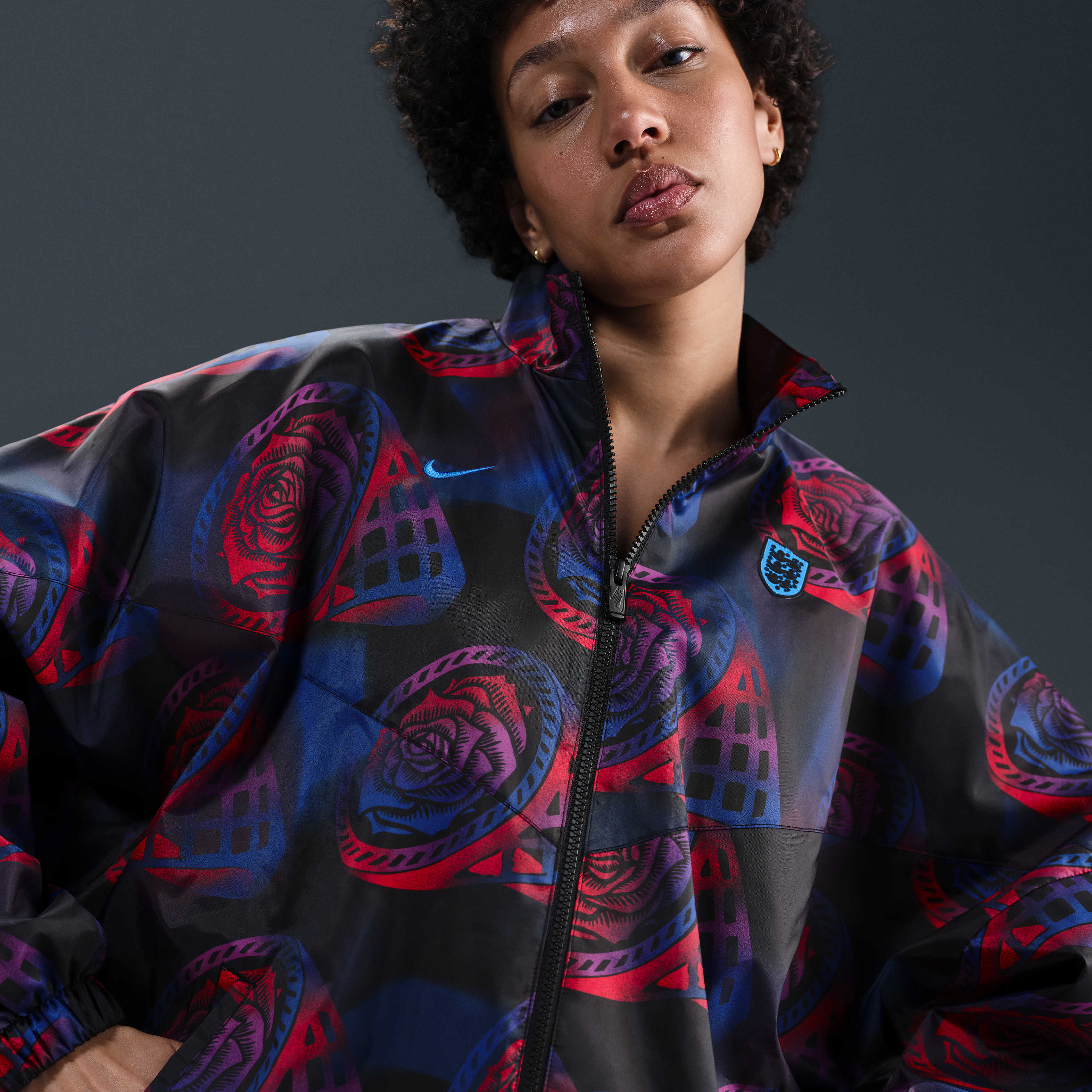 England Essential Windrunner image number 2