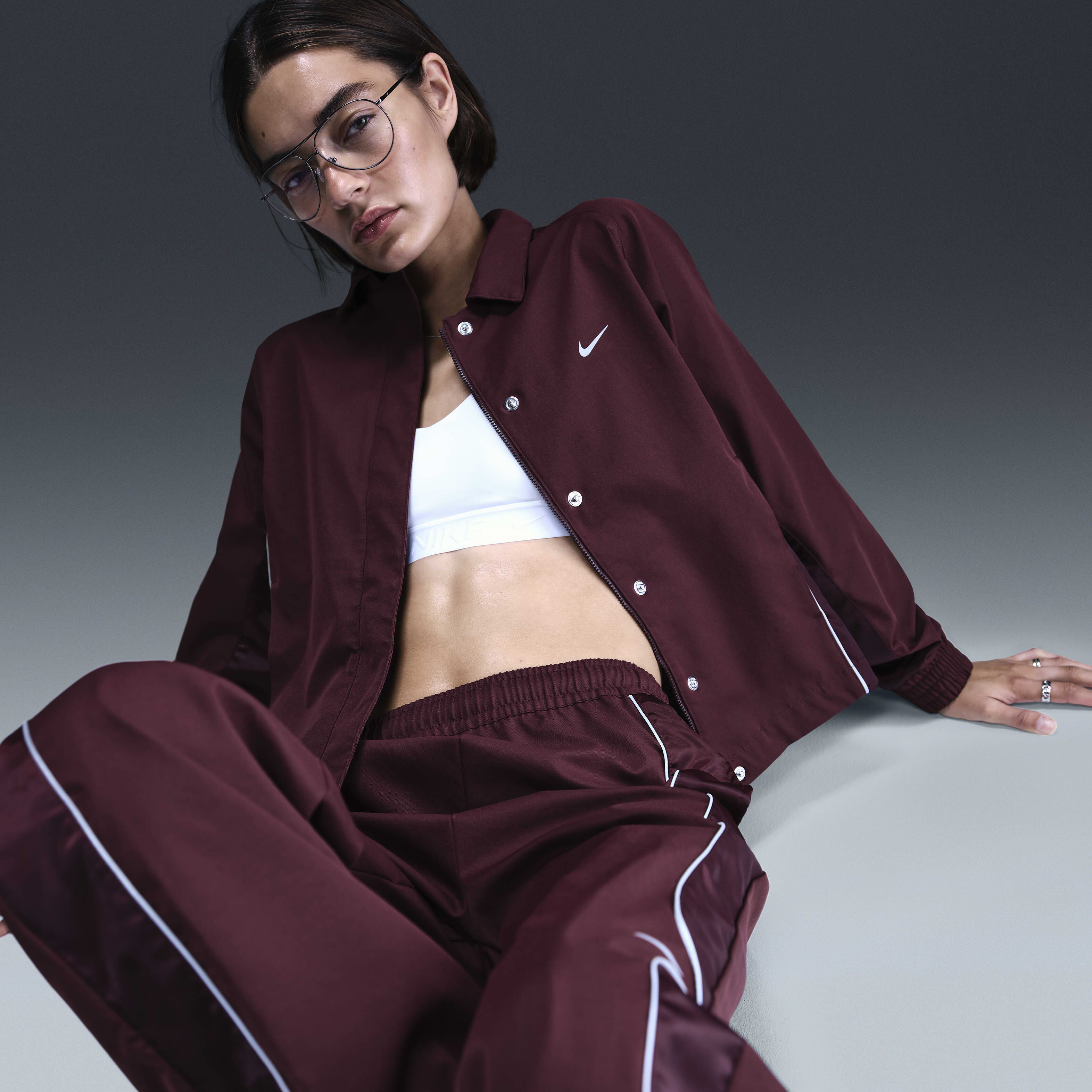 Maroon nike jacket women's shop