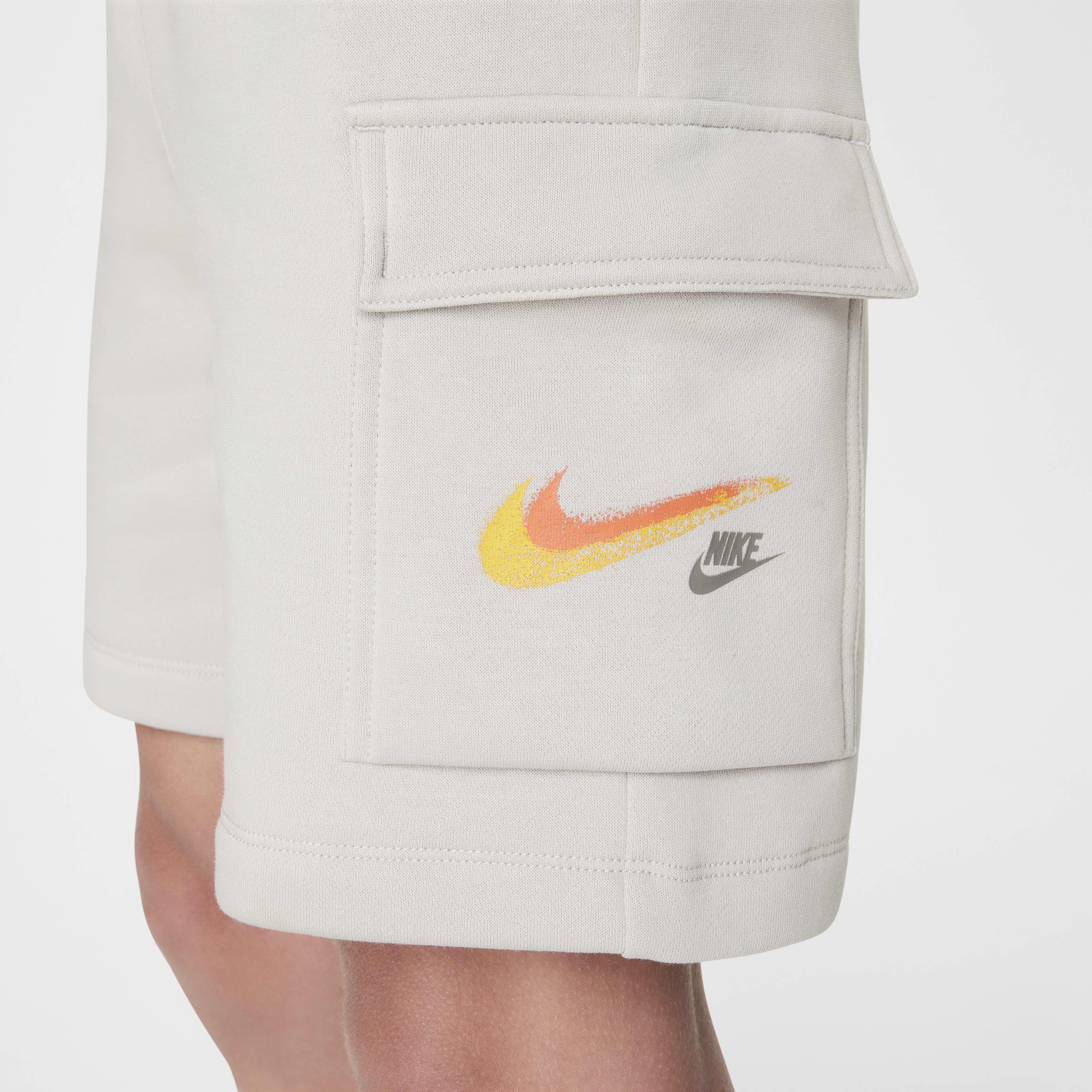 Nike Sportswear Standard Issue image number 3