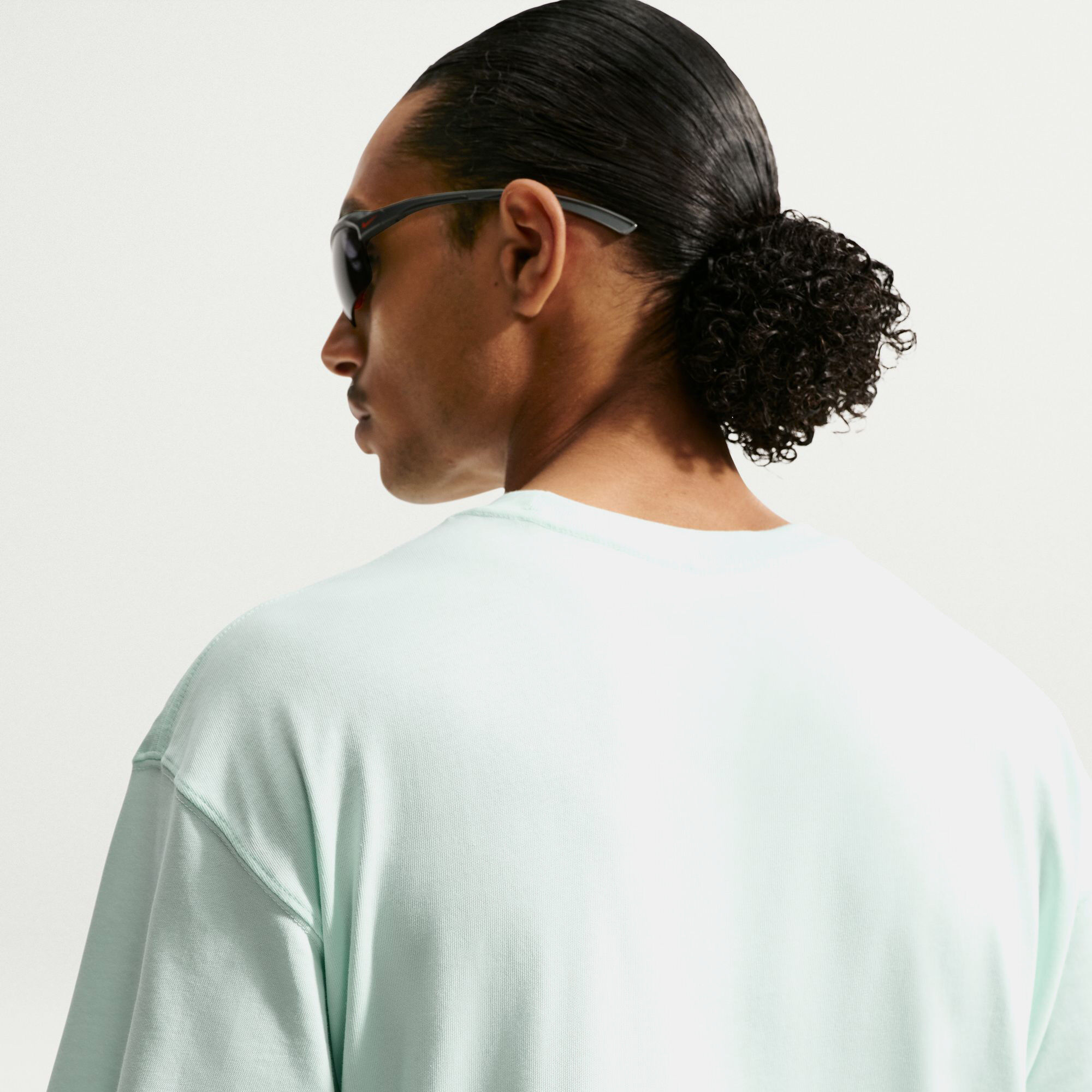 نايكي سبورتسوير image number 3