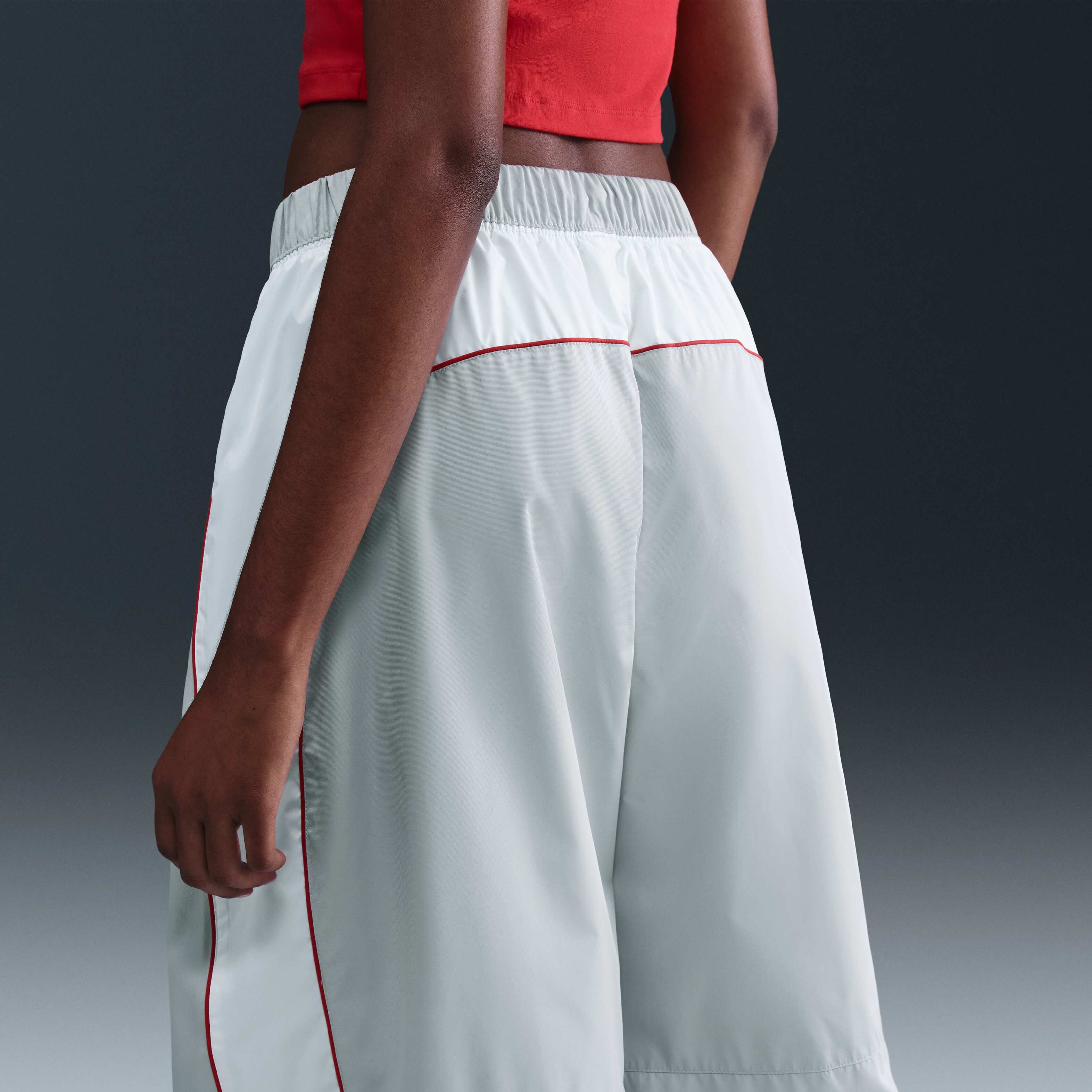 Nike Sportswear Shox image number 2