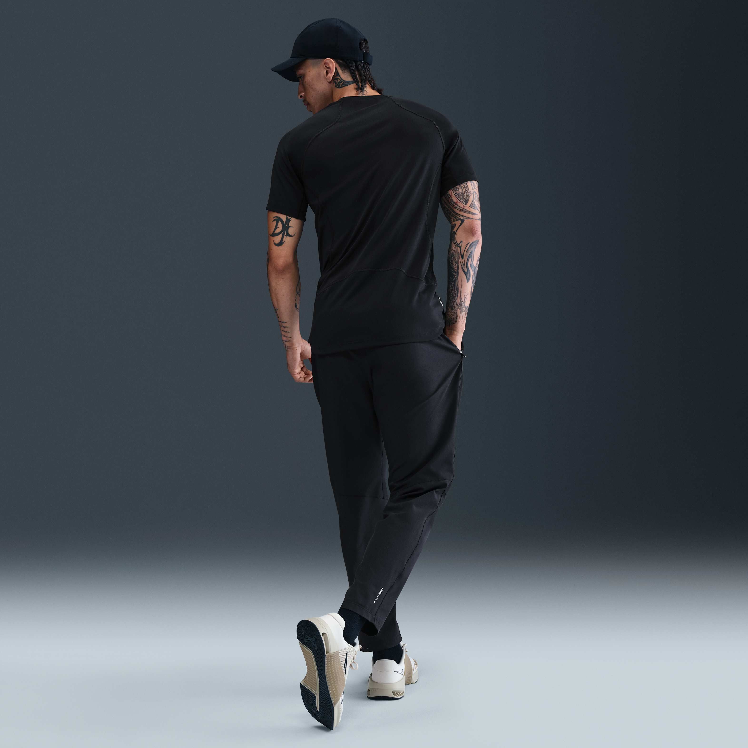 Nike Pro Training image number 3