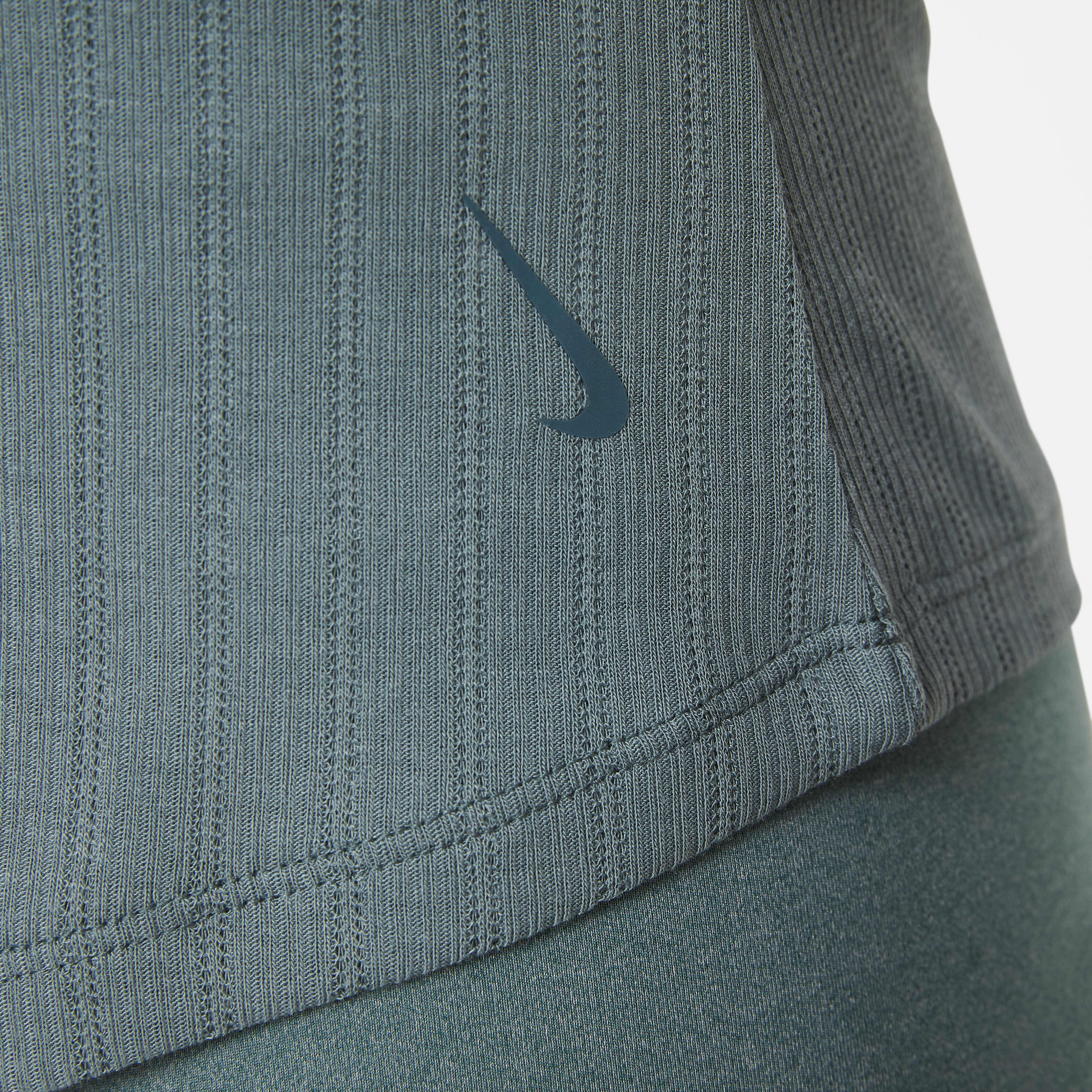 نايكي يوغا بوينتلي image number 3