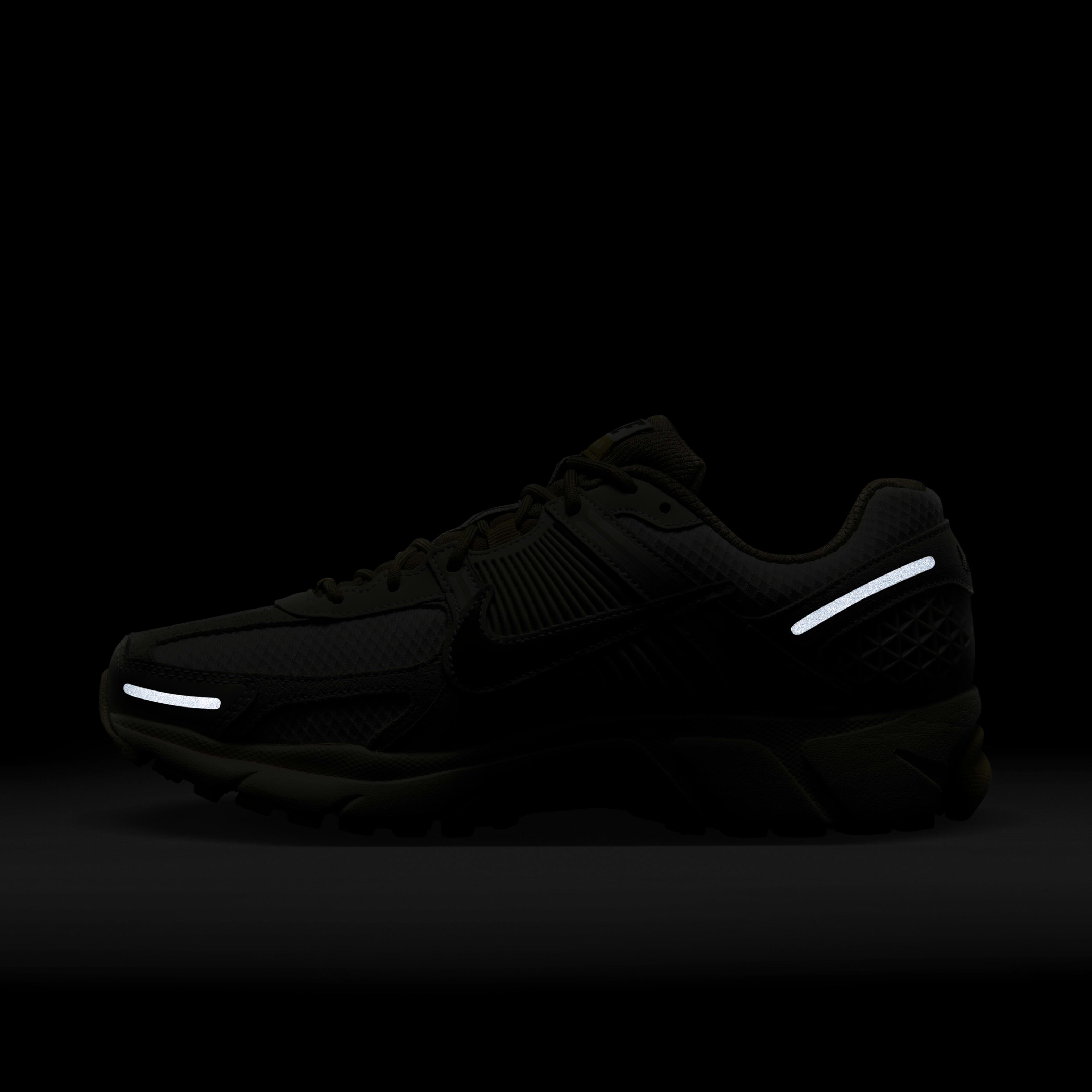 Buy Nike Zoom Vomero 5 Men s Shoes Nike Kuwait Official