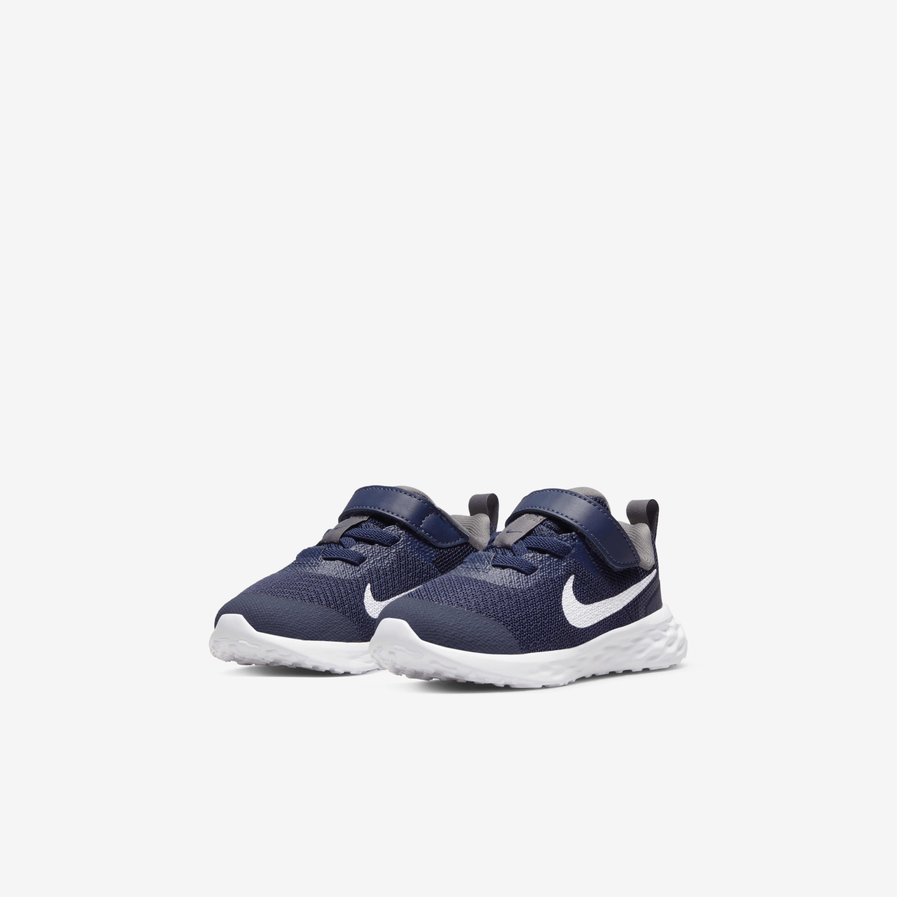 Nike Revolution 6 image number 4