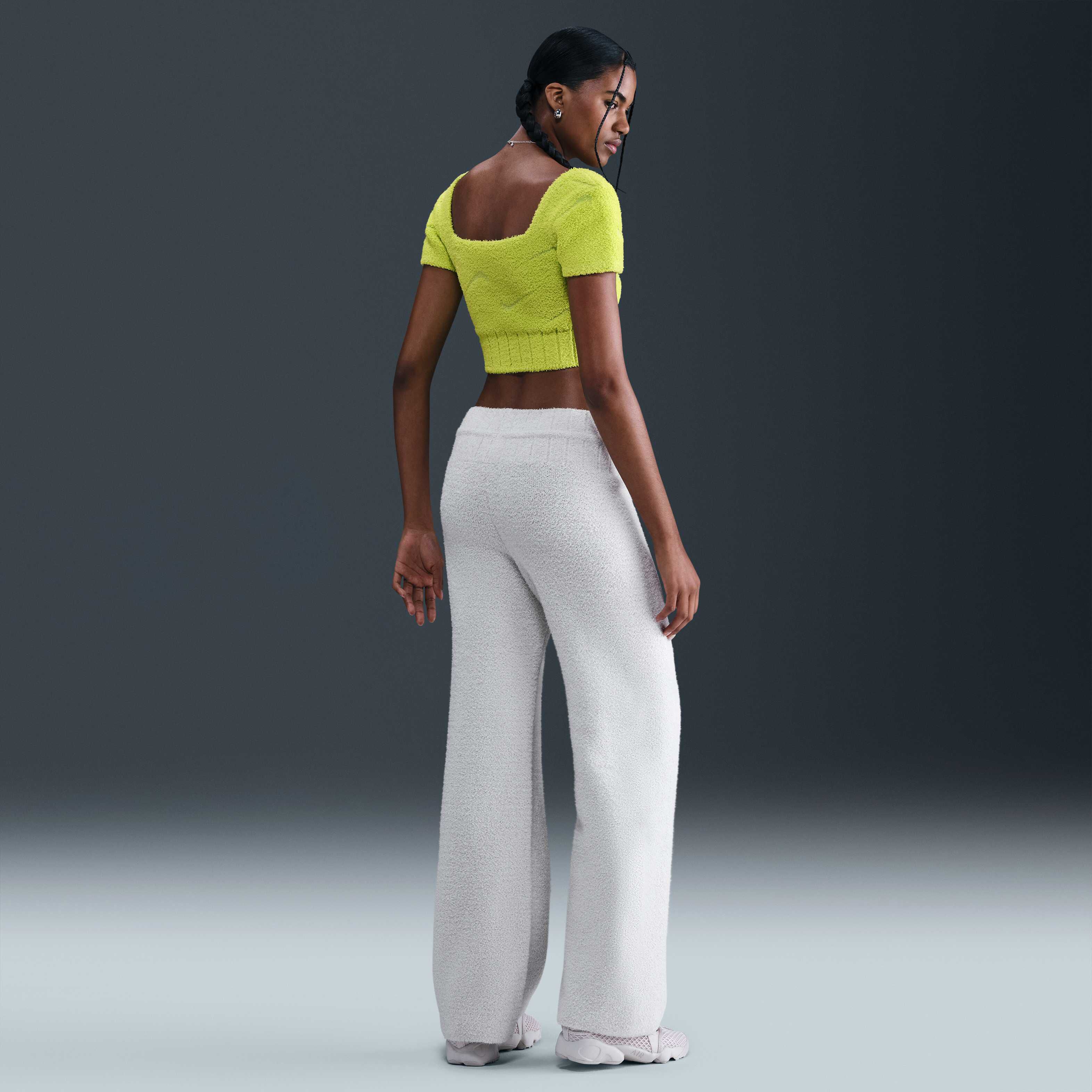 Nike Sportswear Phoenix Cosy Boucl&eacute; image number 4