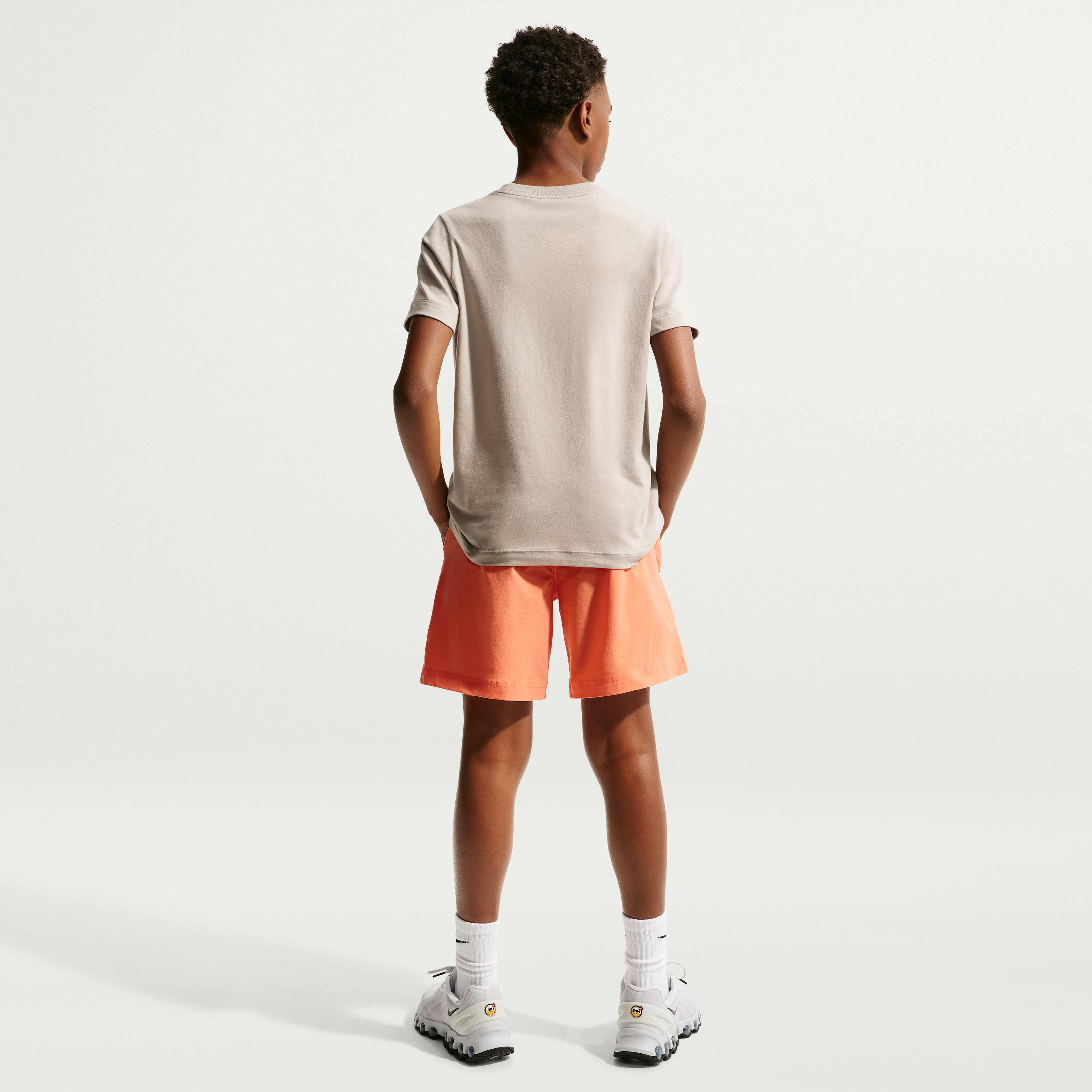 Nike Sportswear Tech image number 4
