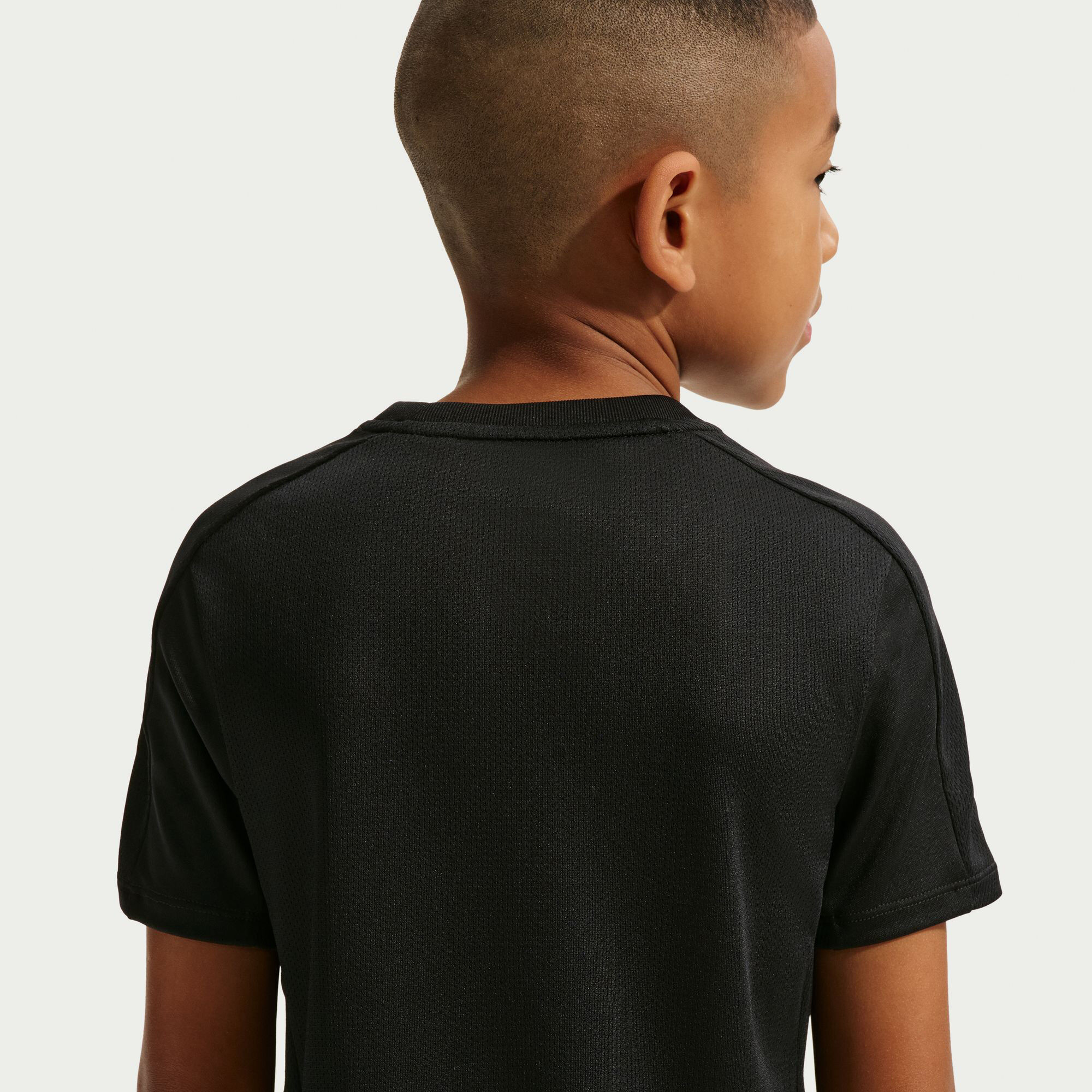 Nike Trophy23 image number 3