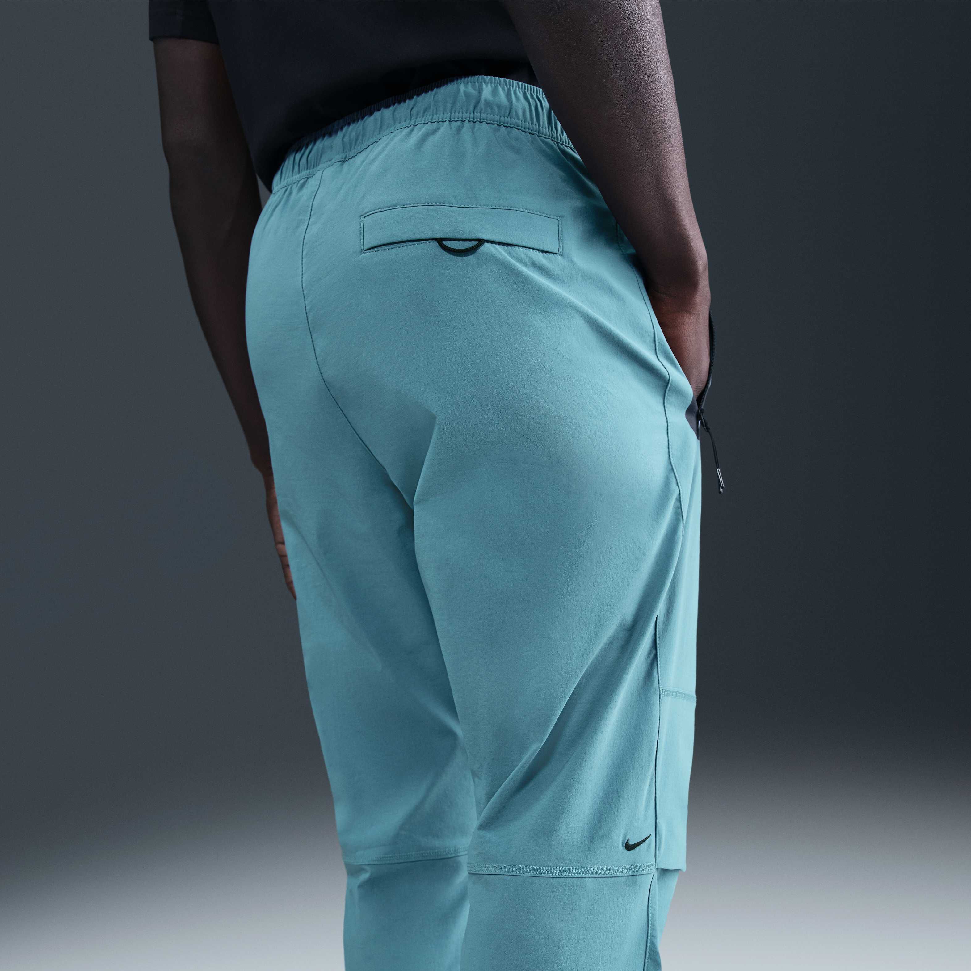 نايكي تك image number 2