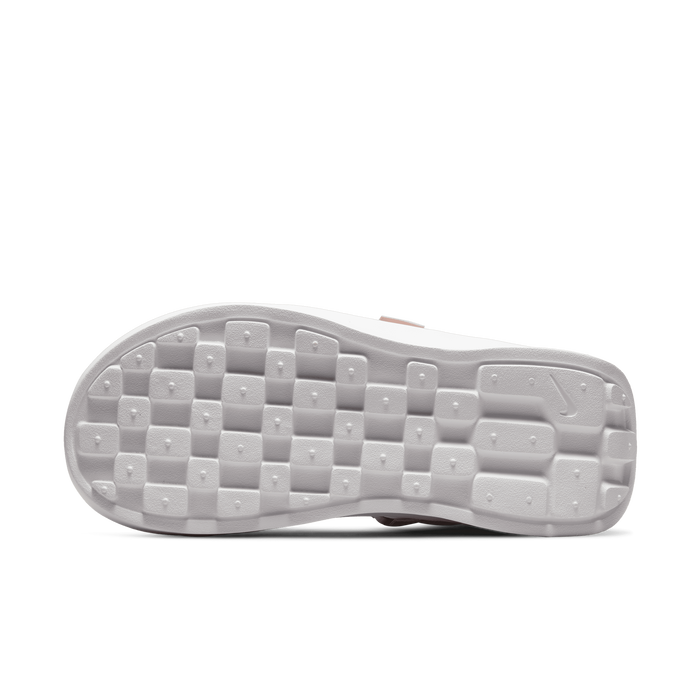 نايكي فيستا image number 1 نايكي فيستا image number 1