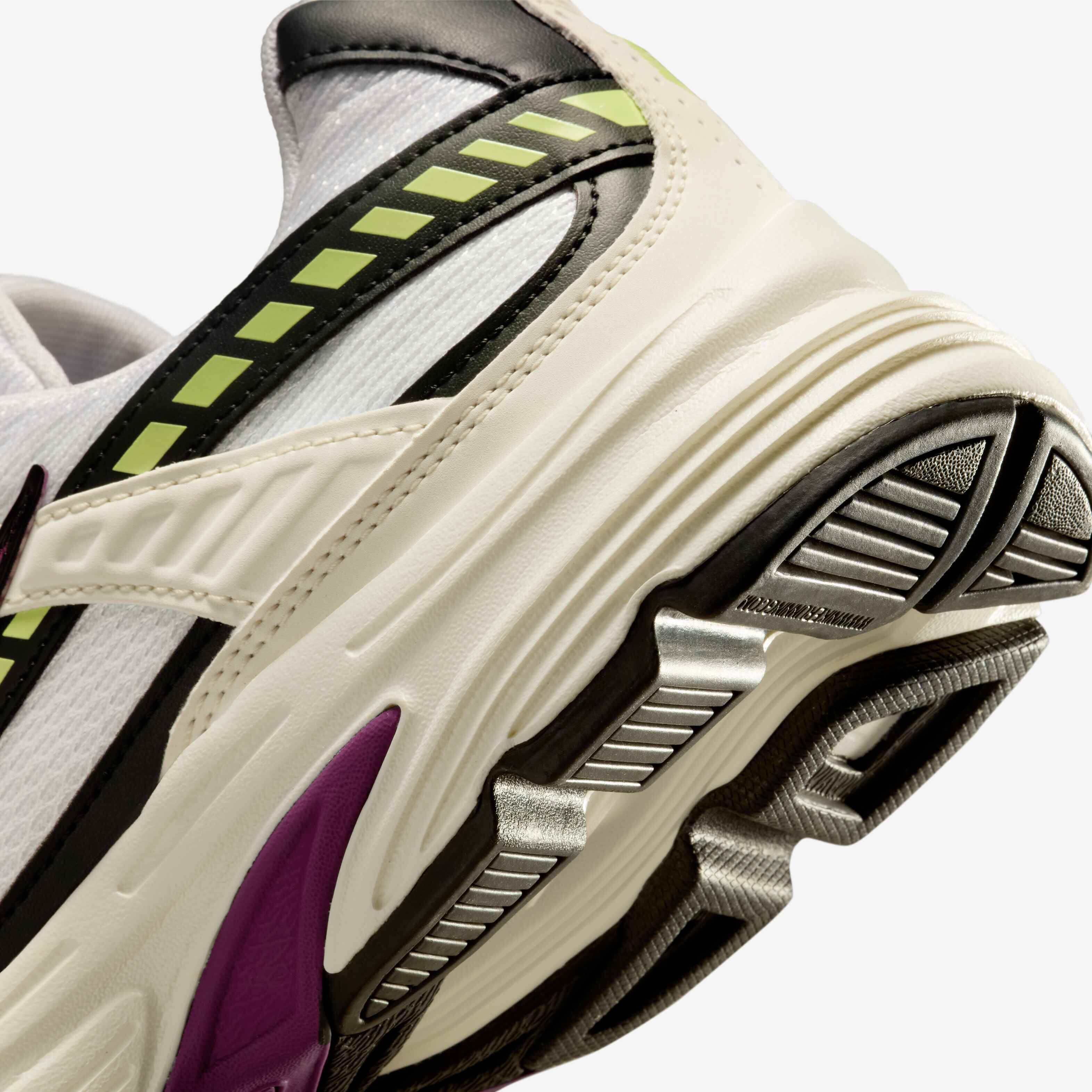 نايكي انيشيتر image number 7