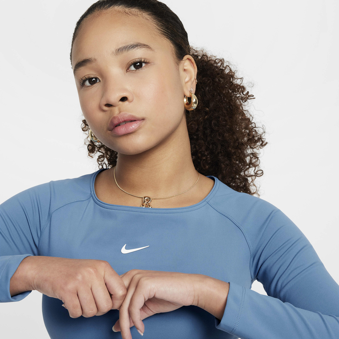 Nike image number 2 Nike image number 2