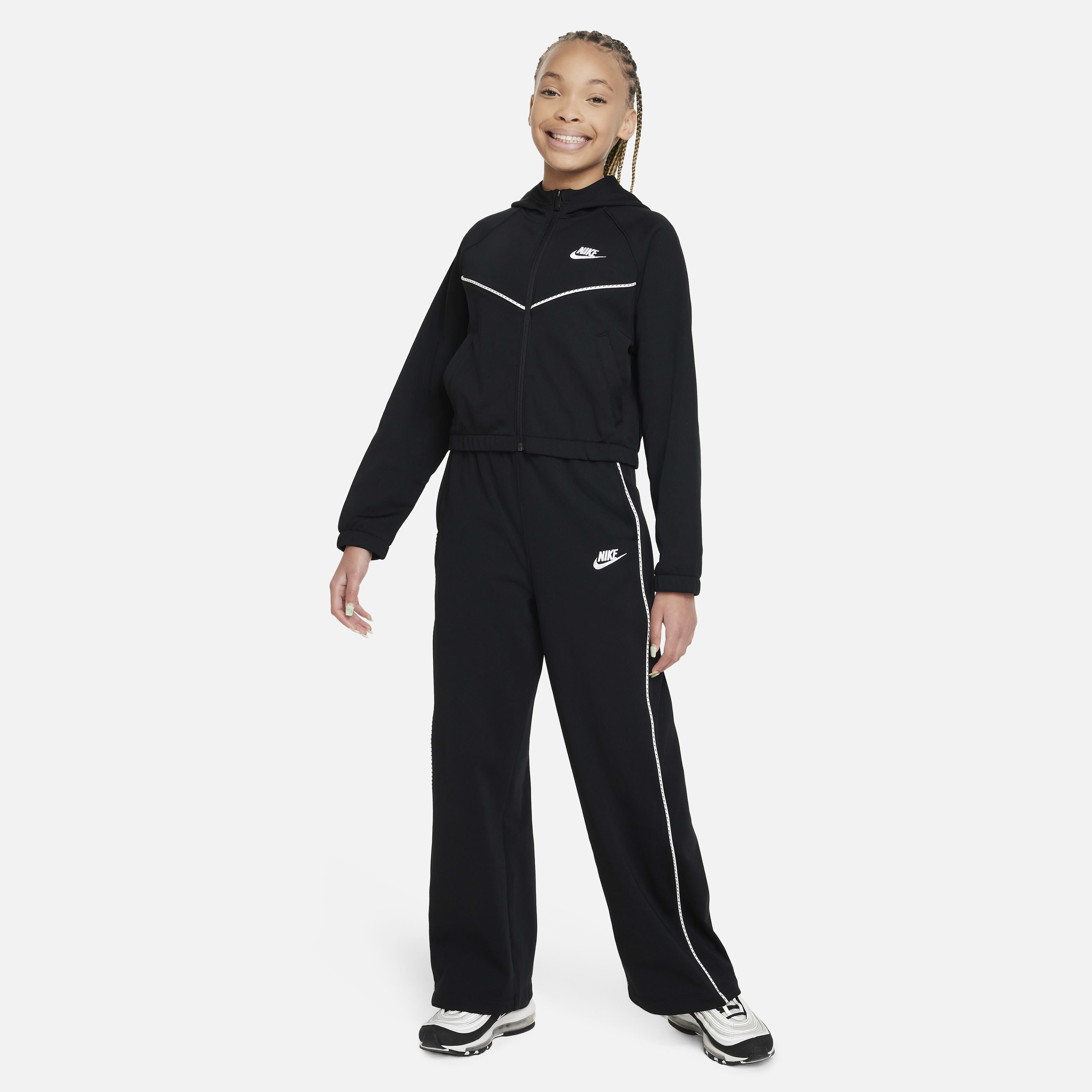Kids nike tracksuit girls cheap